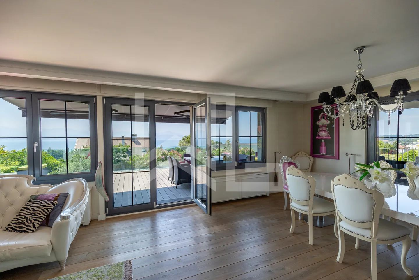 Villa con vista lago, vicino al centro di Rolle - Foto 6 di 28