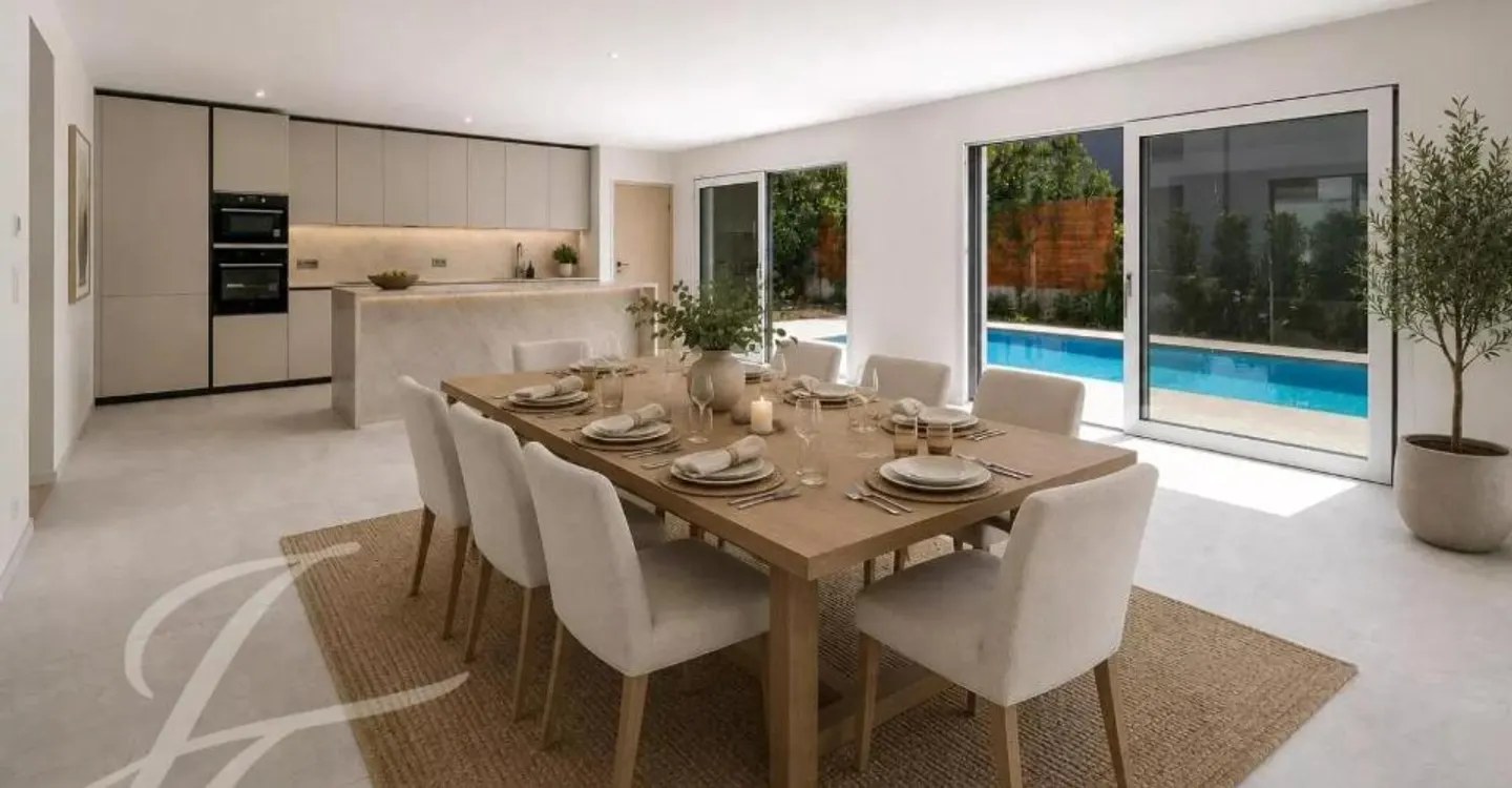Nur wenige Schritte von den Ufern des Sees: Renovierte Villa mit Pool - Foto 6 von 13