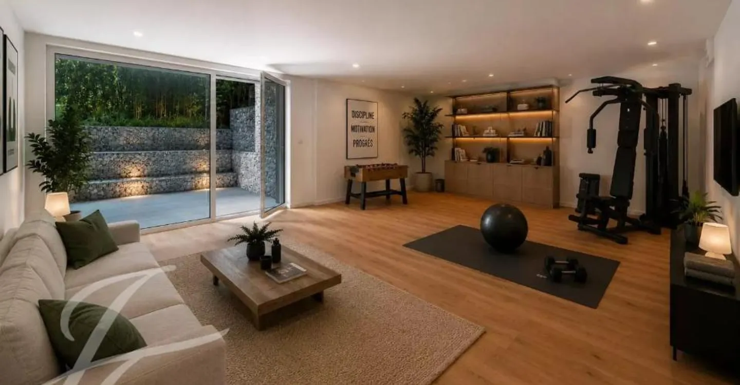 Nur wenige Schritte von den Ufern des Sees: Renovierte Villa mit Pool - Foto 10 von 13