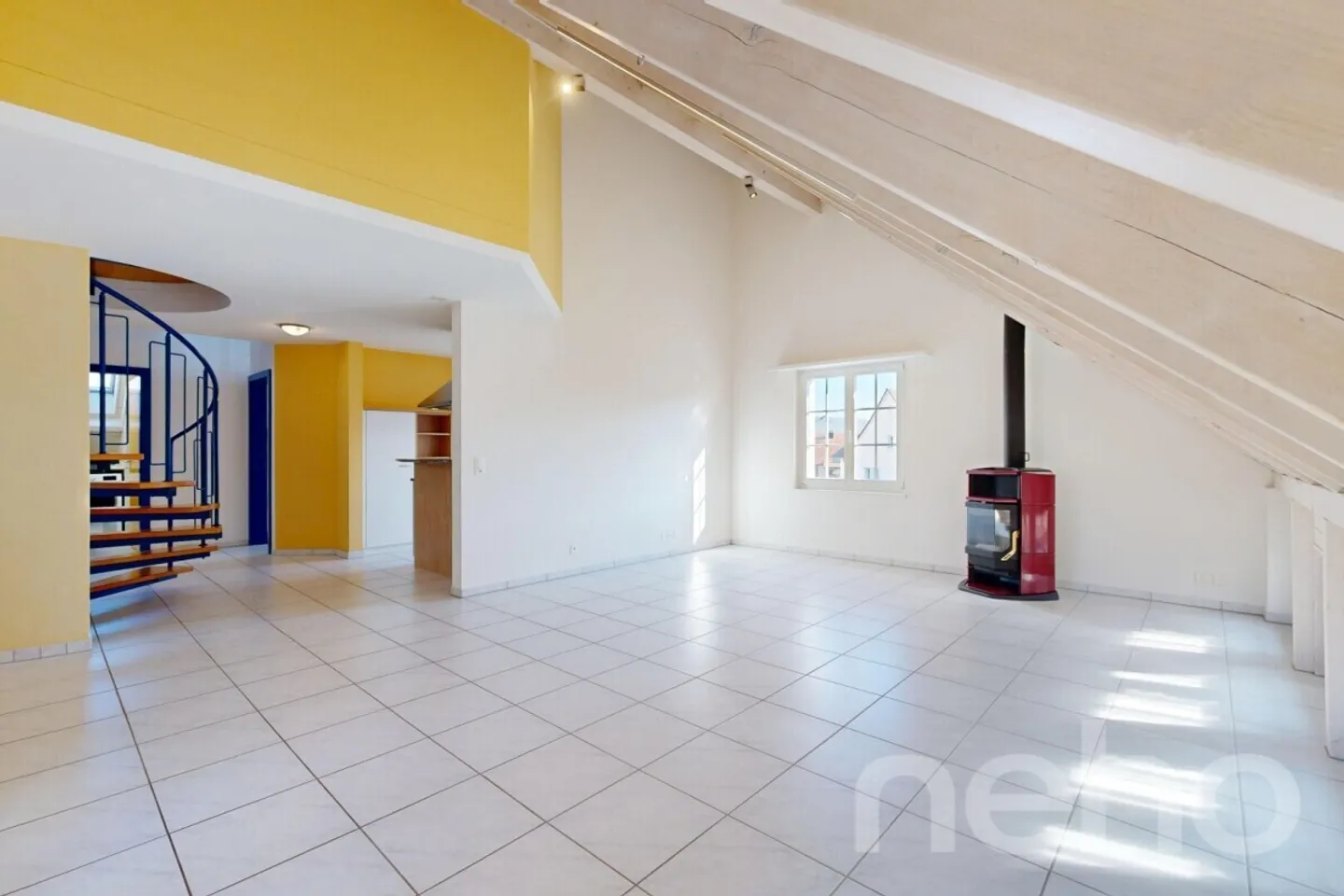 Maisonette attica elegante di 4,5 stanze con charme e comfort - Foto 1 di 12