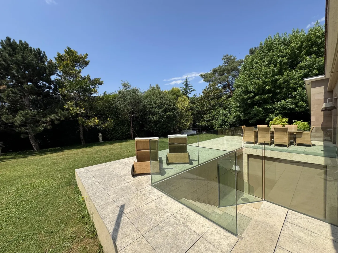 Luxusvilla in Cologny - Foto 1 von 5