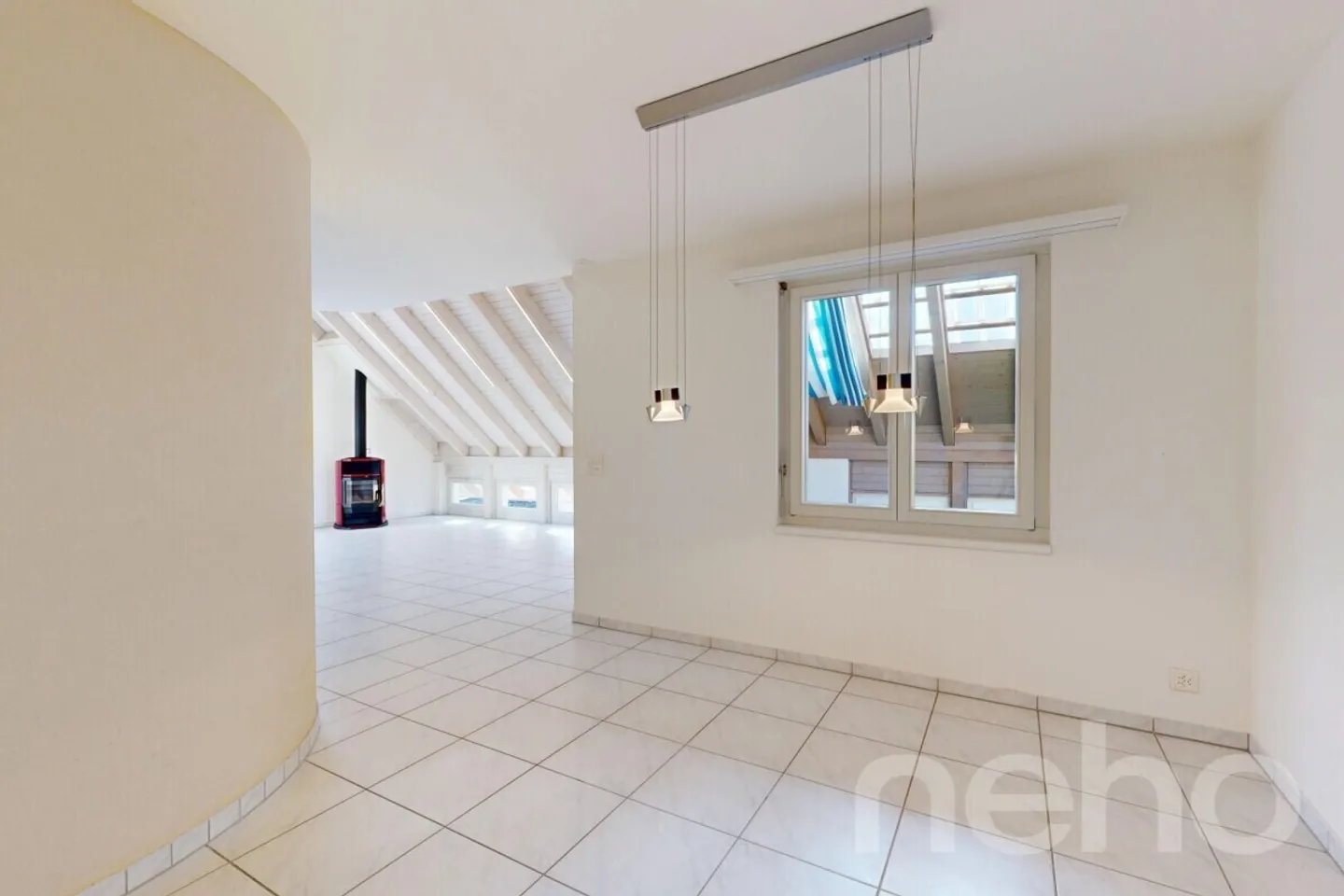 Maisonette attica elegante di 4,5 stanze con charme e comfort - Foto 4 di 12