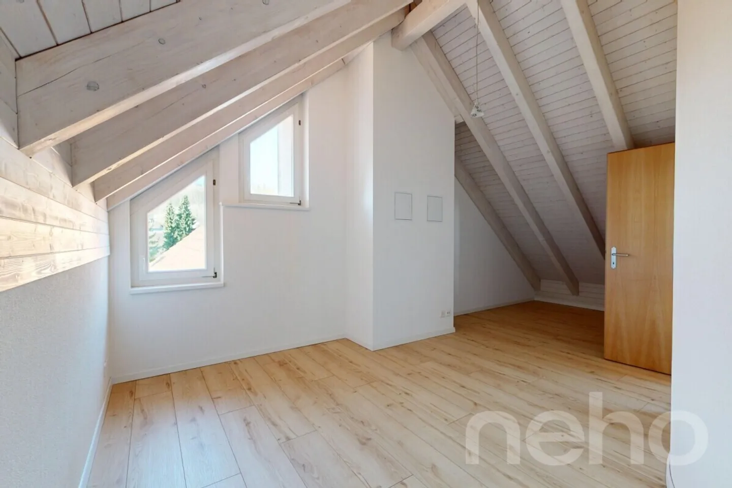 Maisonette attica elegante di 4,5 stanze con charme e comfort - Foto 7 di 12