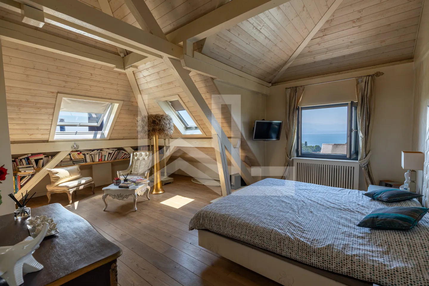 Villa con vista lago, vicino al centro di Rolle - Foto 12 di 28