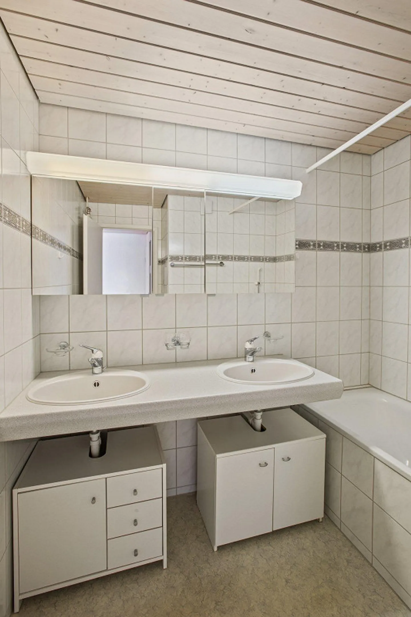 Wunderschöne 4,5-Zimmer-Wohnung mit Terrasse - Foto 6 von 9