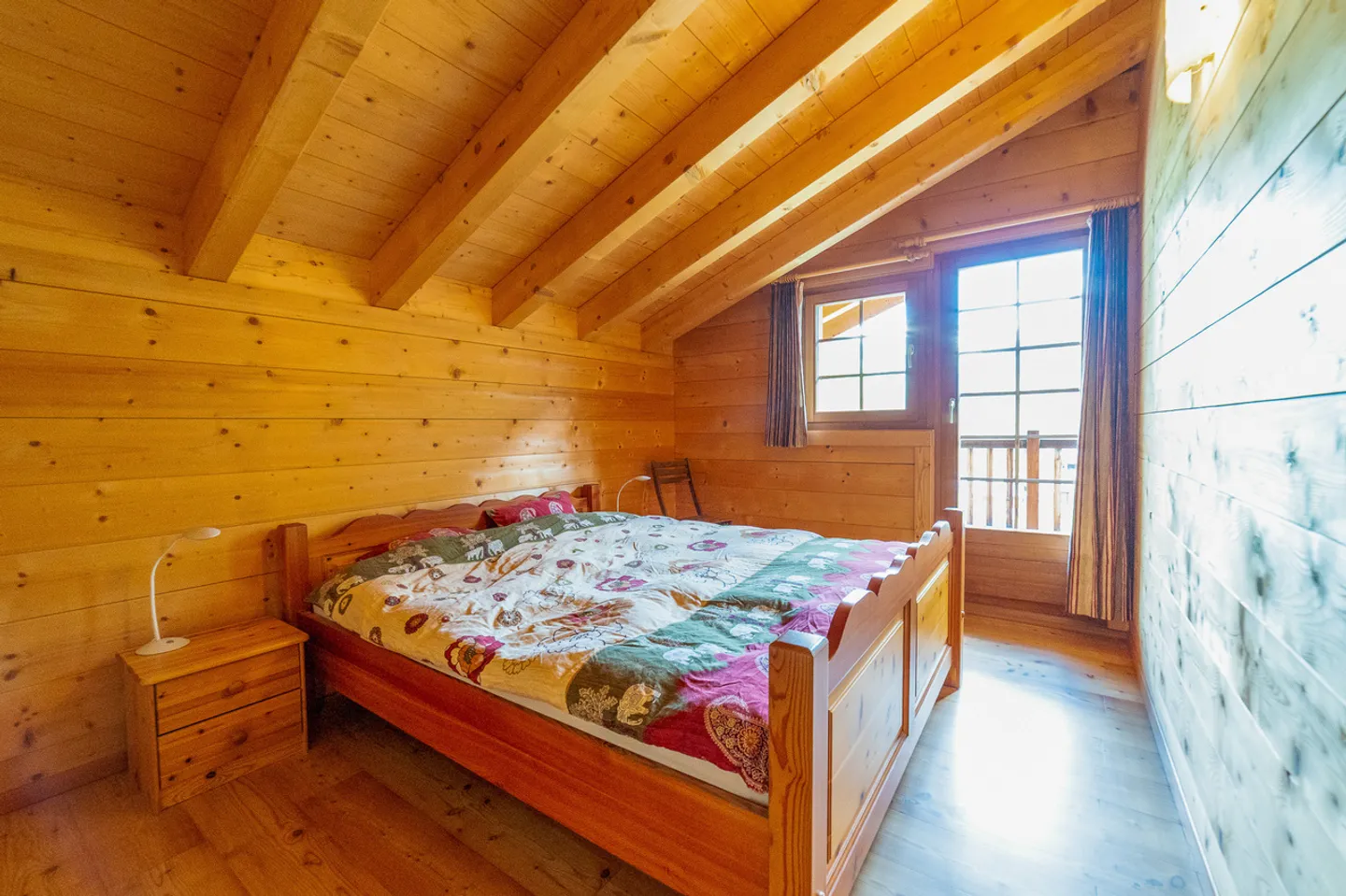 Chalet 6.5 rooms in a preserved alpine setting - Photo 9 of 15