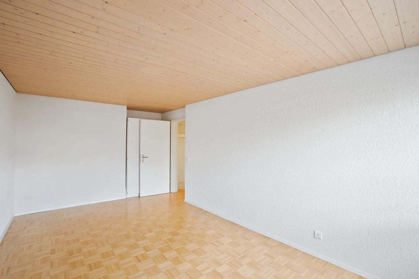 Wunderschöne 4,5-Zimmer-Wohnung mit Terrasse - Foto 8 von 9