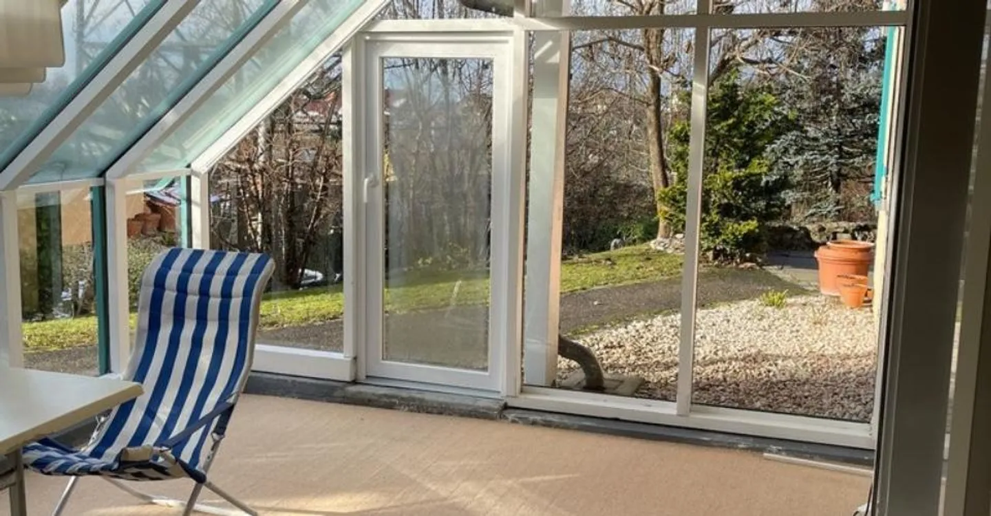 Villa spacieuse avec jardin privé - Photo 4 sur 12
