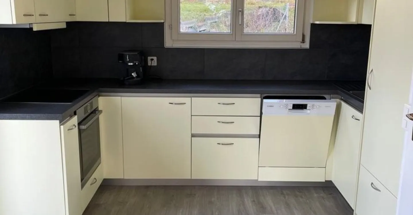 Villa spacieuse avec jardin privé - Photo 5 sur 12