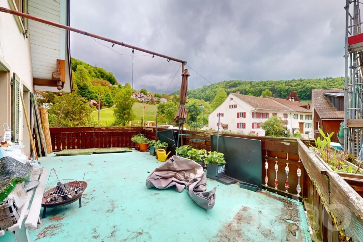 La tua nuova casa! Molto potenziale in una posizione tranquilla - Foto 12 di 13