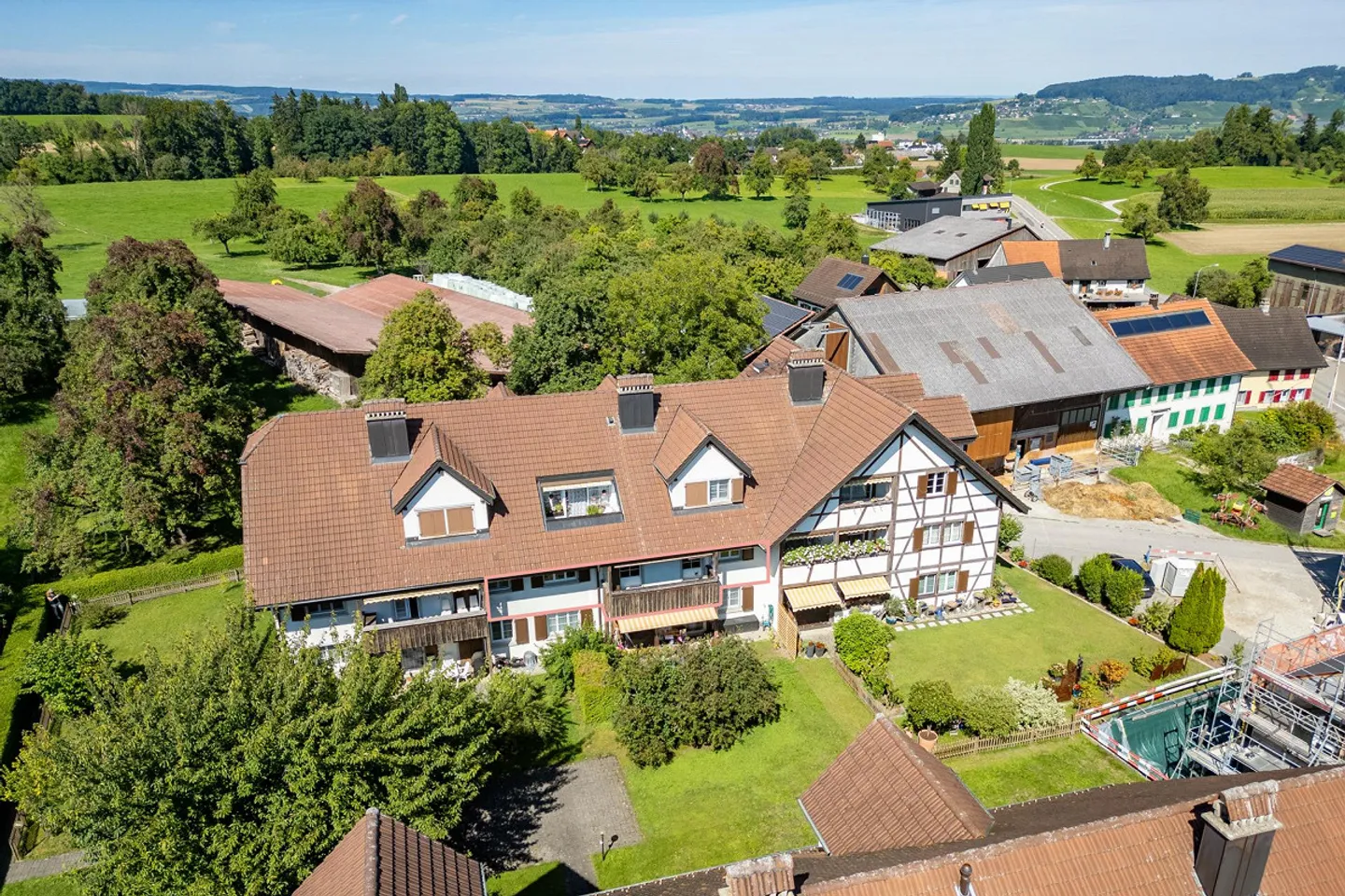 Well-designed apartment in a nature-friendly location - Photo 2 of 14