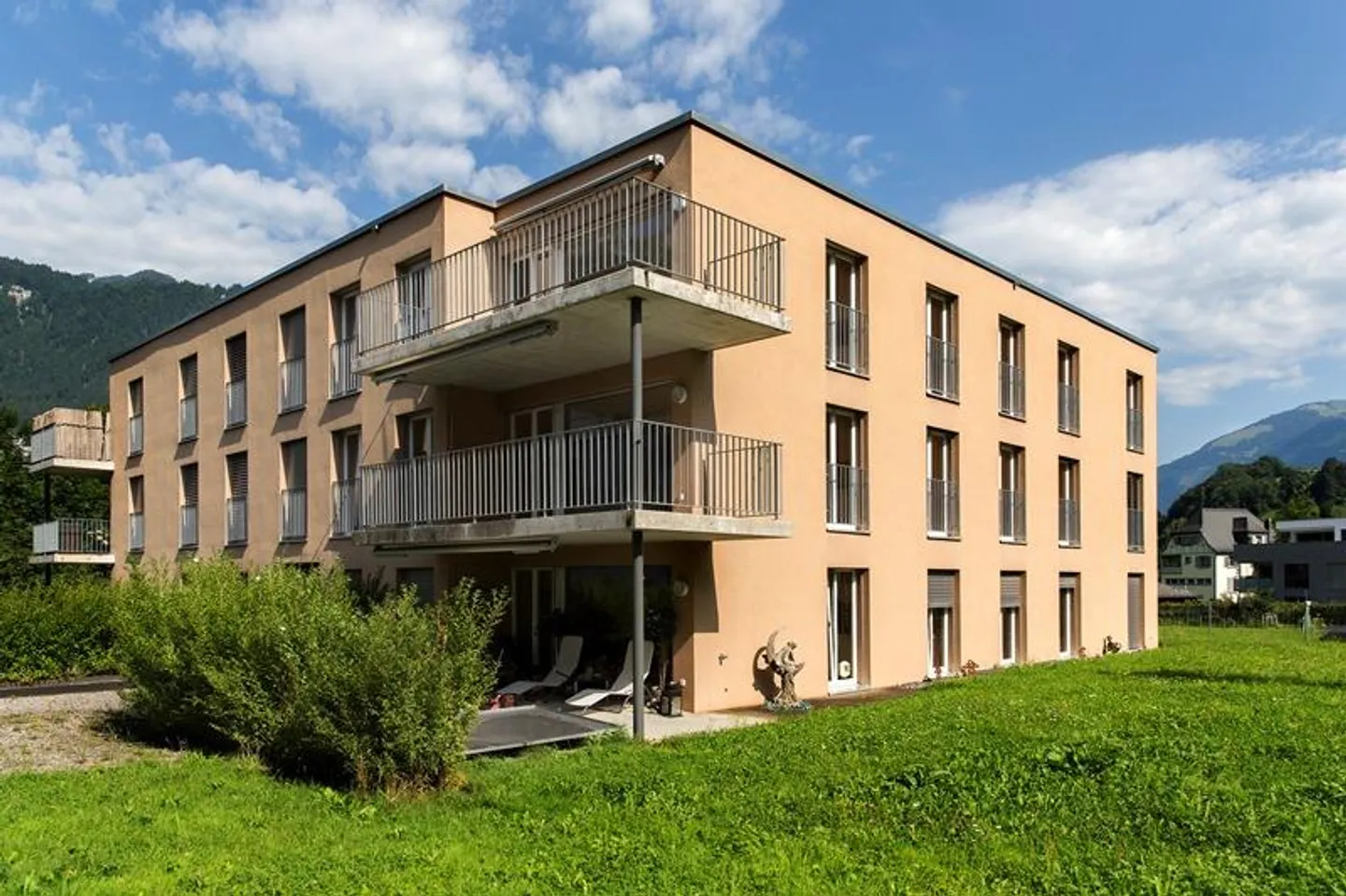 Move in and feel at home - Photo 2 of 9