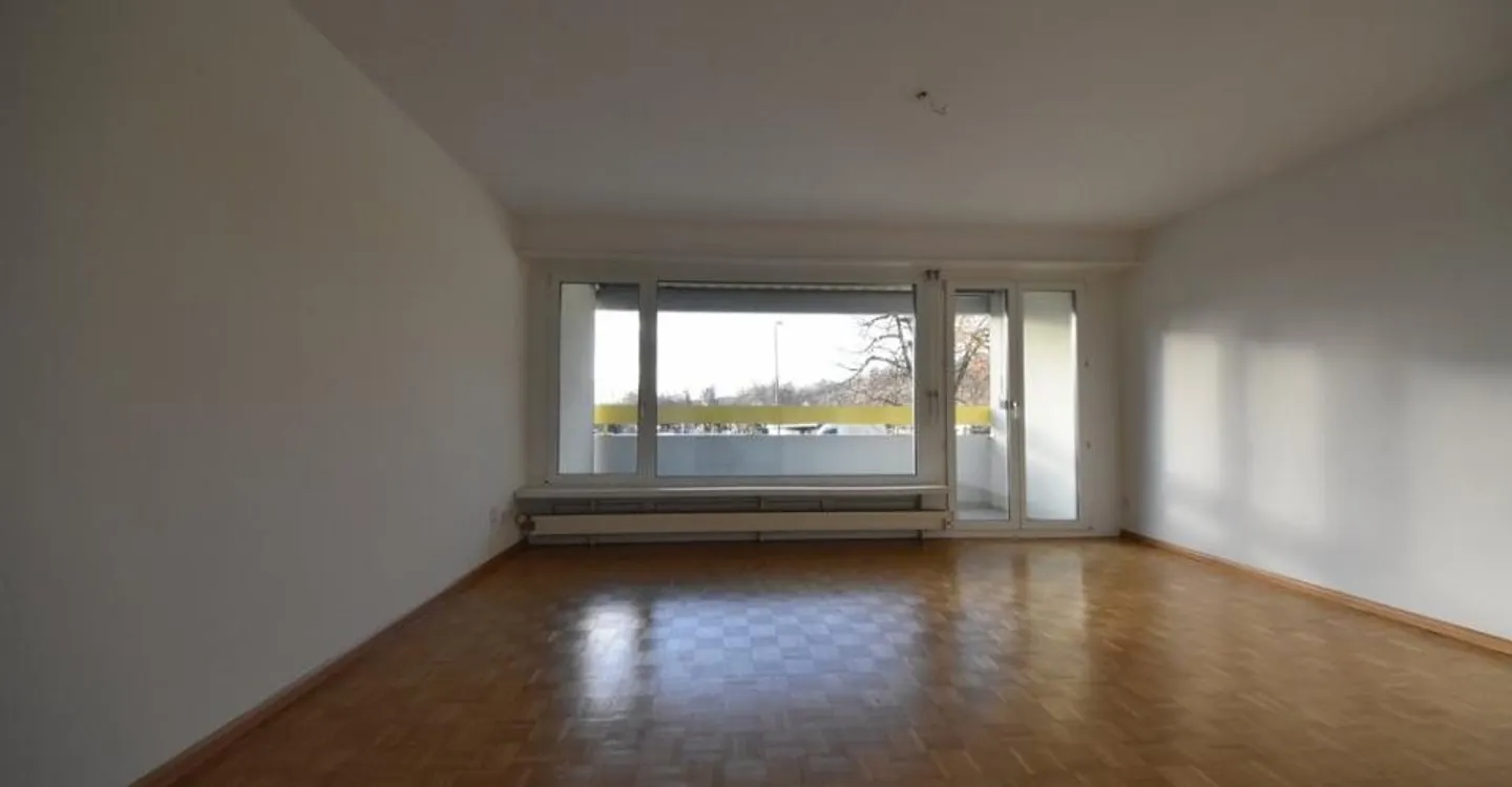Familienwohnung in Therwil - Foto 3 von 4