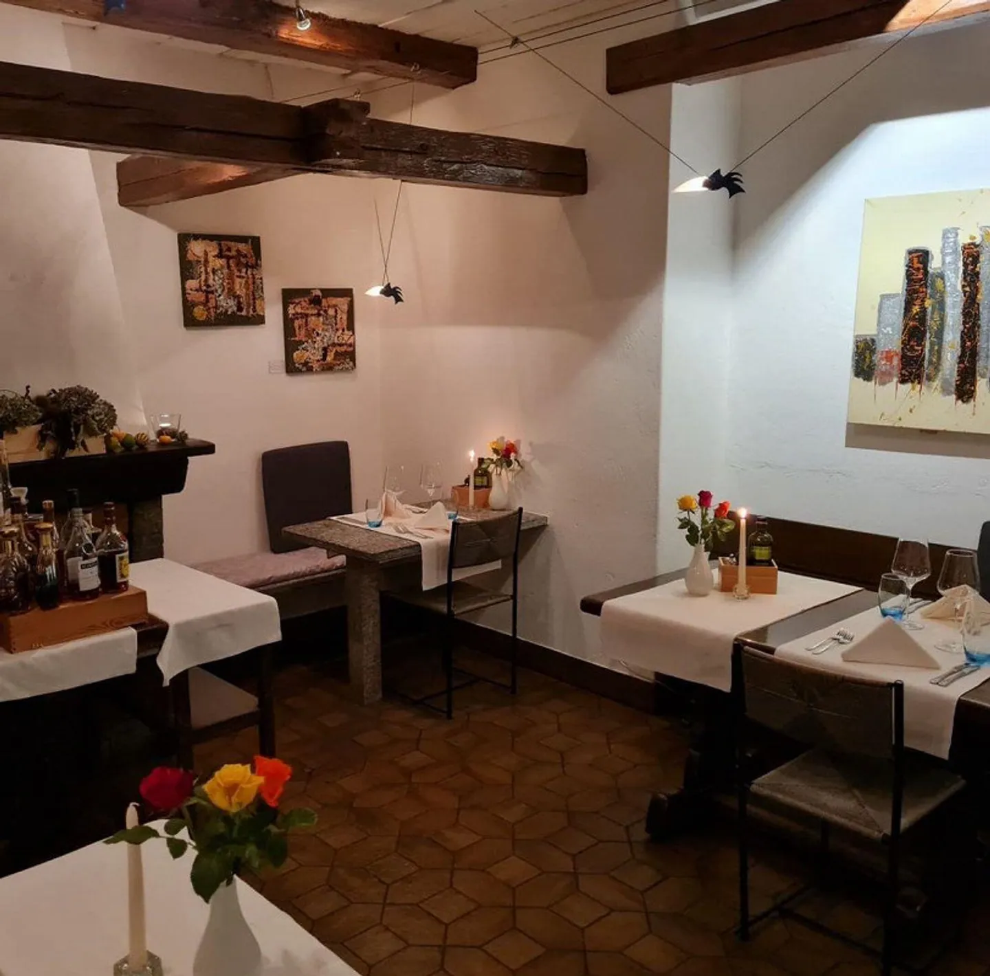 Stabile Einkommensquelle mit Gewerbe- und Wohnflächen in Orselina/ ... - Foto 4 von 8