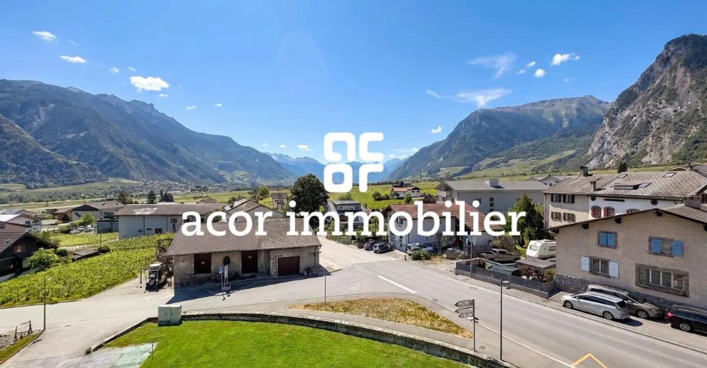 Appartement Charmant avec Balcons - Photo 2 sur 5