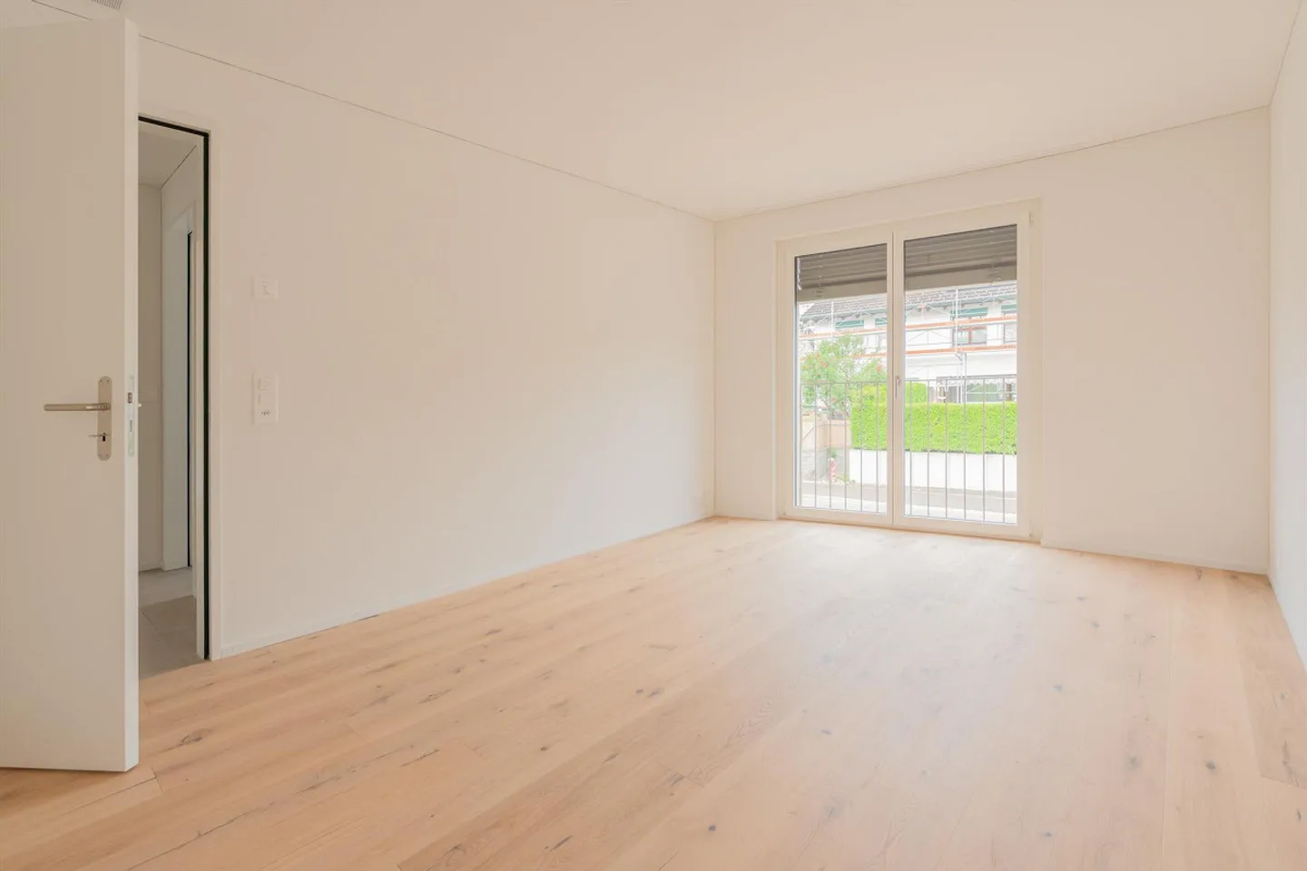 3.5 Zimmerwohnung im Dachgeschoss mit eindrücklicher Weitsicht - Photo 7 of 10