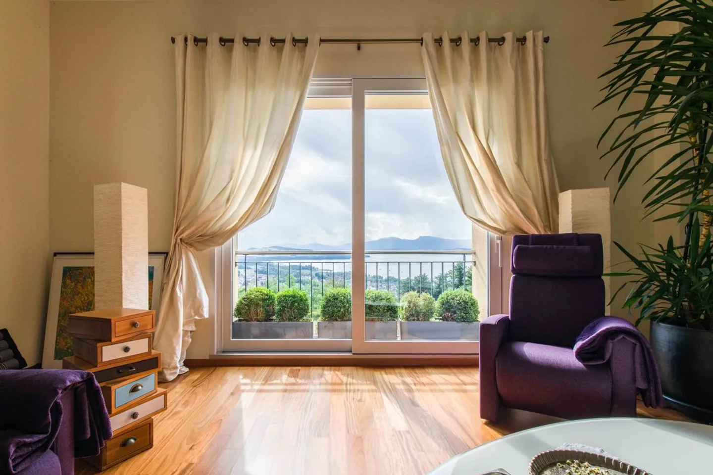 Eleganz, atemberaubende Aussicht und hochwertige Annehmlichkeiten - Foto 4 von 13