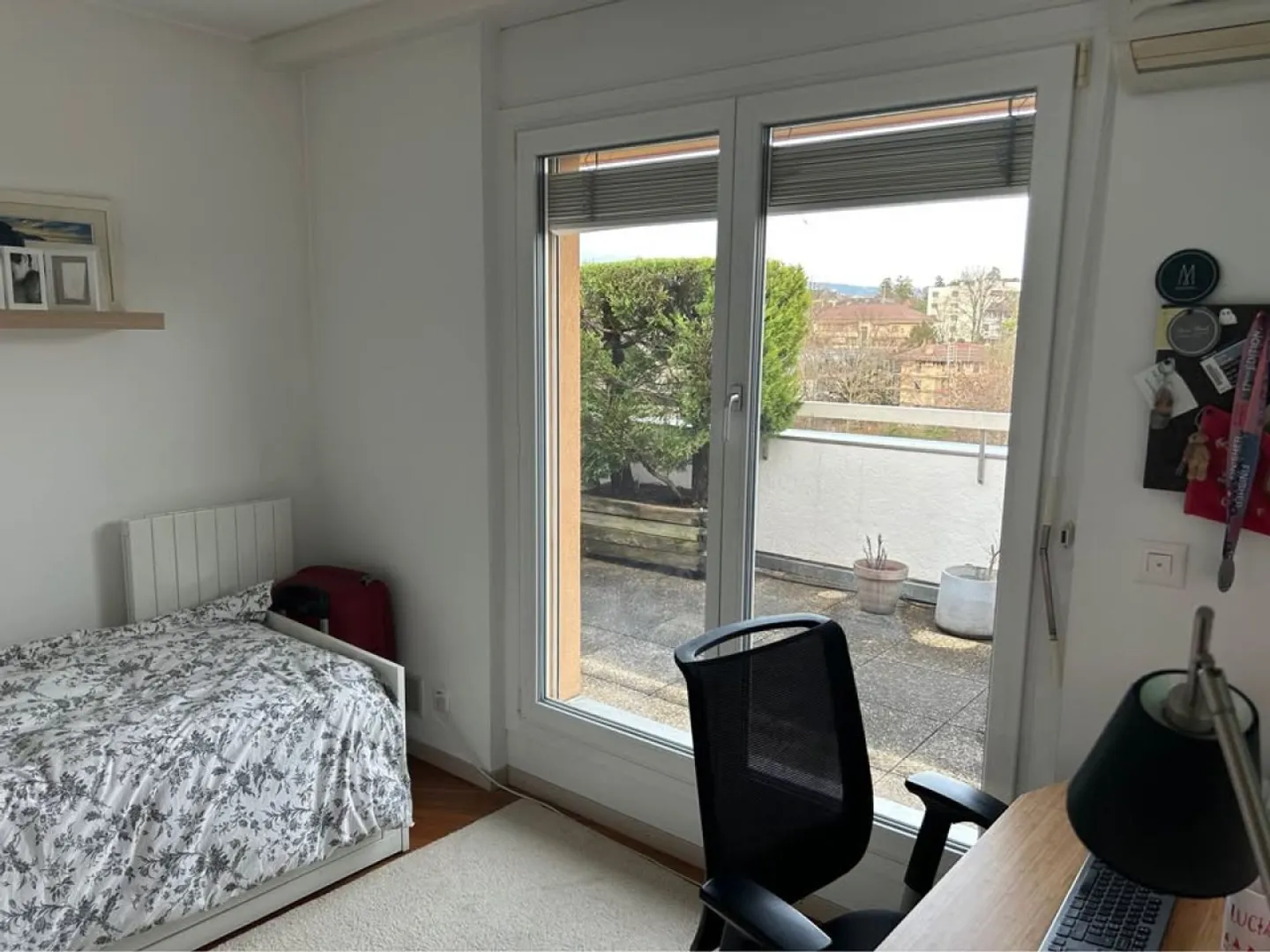 A Louer - Magnifique appartement de 4.5 pièces avec vue panoramique à Nyon - Photo 7 sur 10