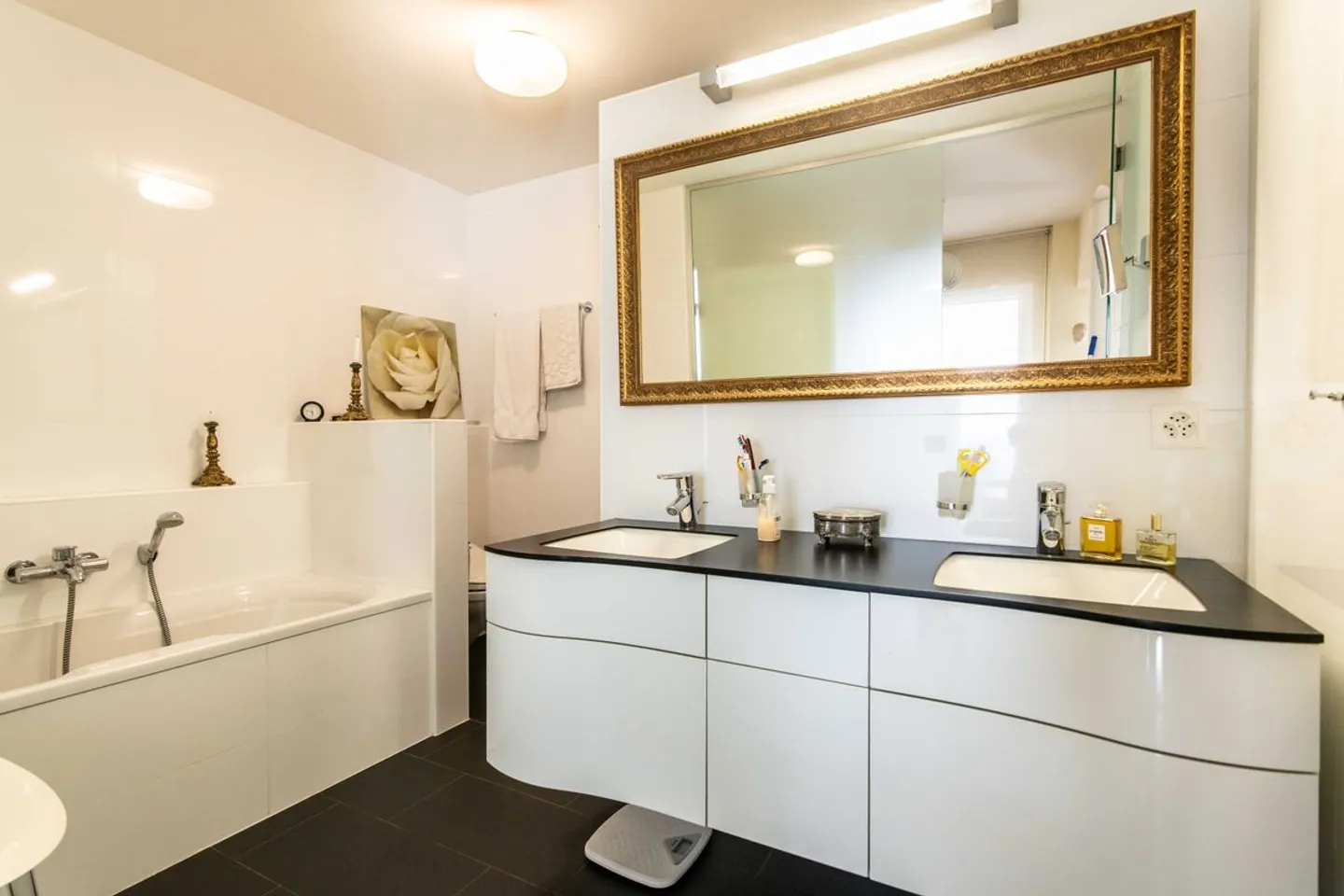 Eleganz, atemberaubende Aussicht und hochwertige Annehmlichkeiten - Foto 9 von 13