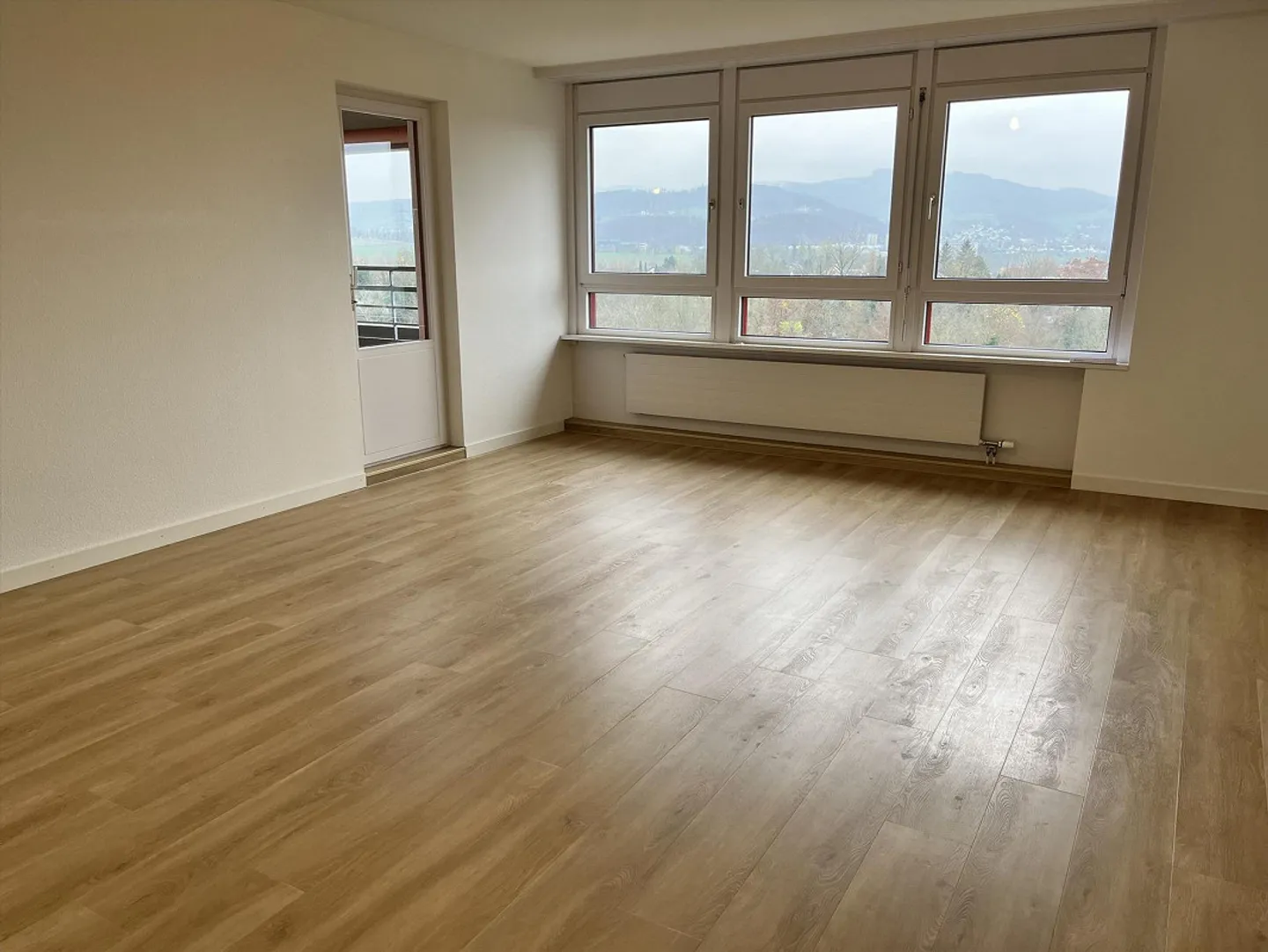Endlich meine Wohnung! - Foto 1 von 4