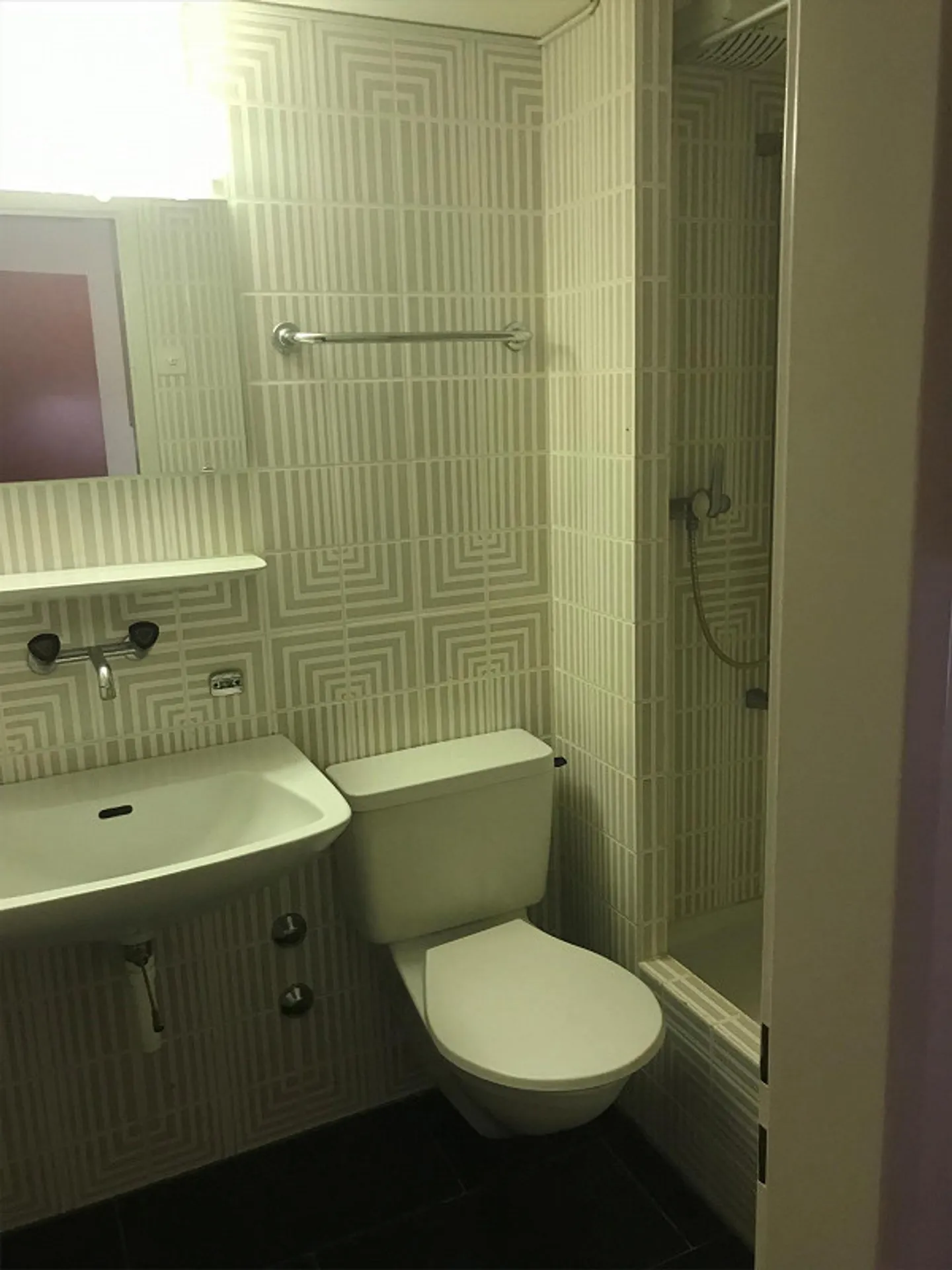 Endlich meine Wohnung! - Foto 3 von 4