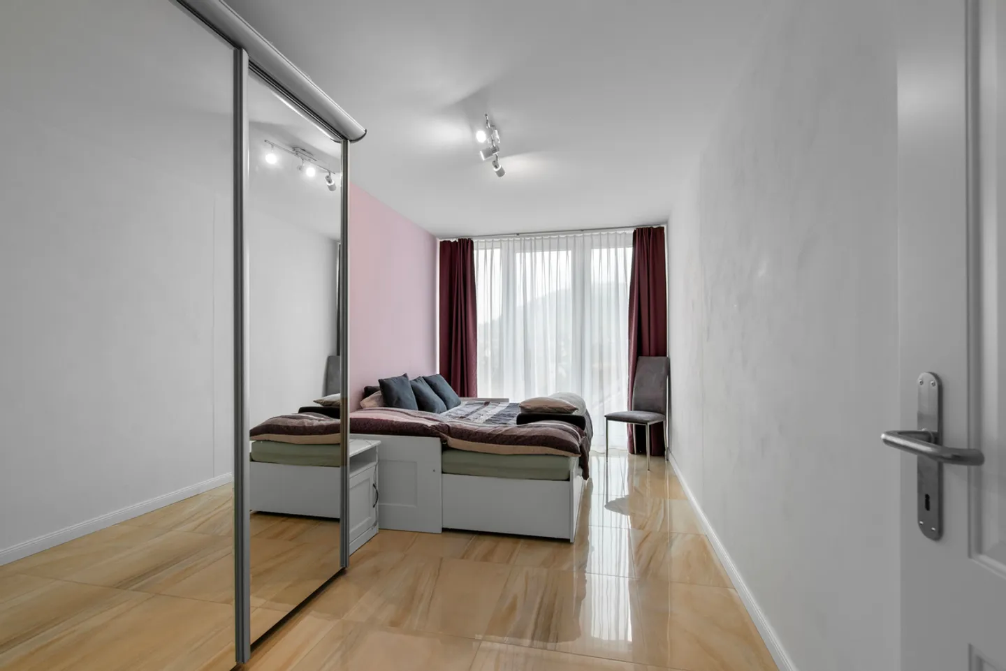 Casa singola in affitto - Foto 9 di 22