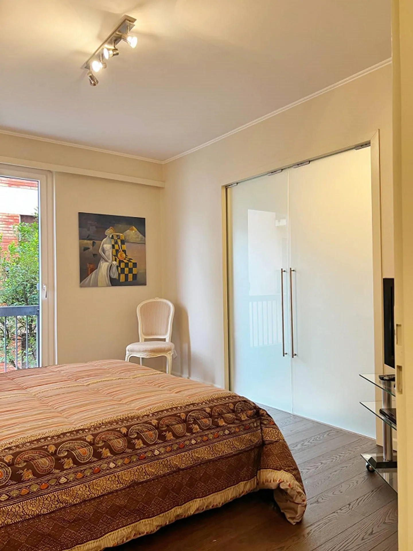 Affascinante appartamento di 3,5 locali con vista panoramica a Massagno - Foto 11 di 13