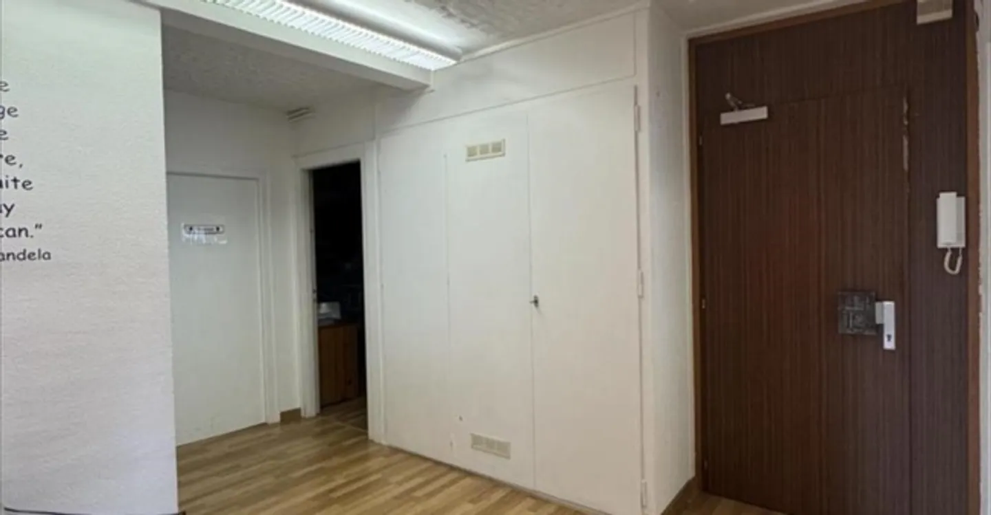 «Bureau» - Photo 1 sur 13