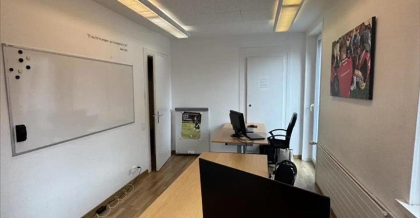 «Bureau» - Photo 5 sur 13