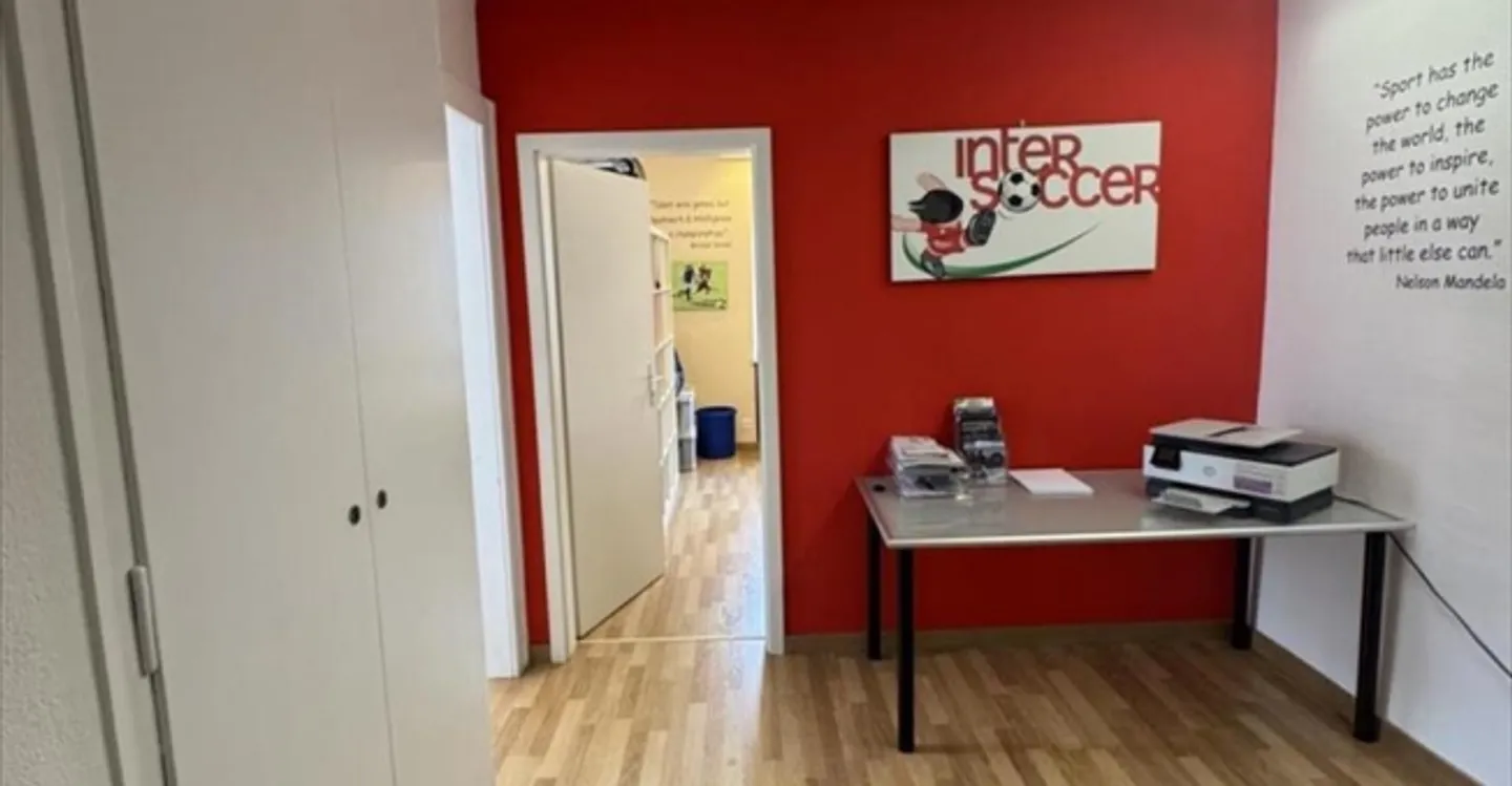 «Bureau» - Photo 8 sur 13