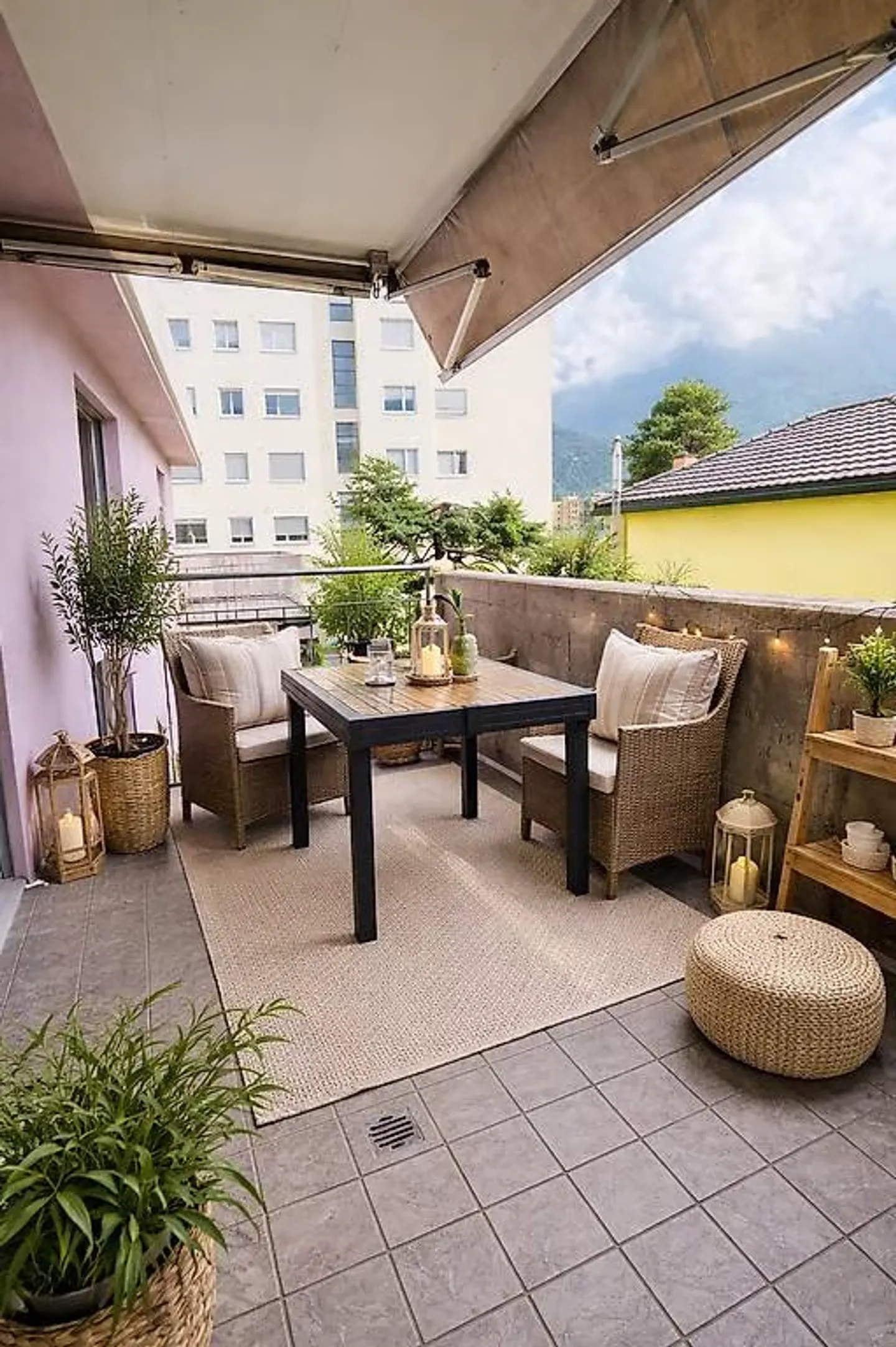 Elegant duplex with large terrace in the heart of Bellinzona - Photo 4 of 11
