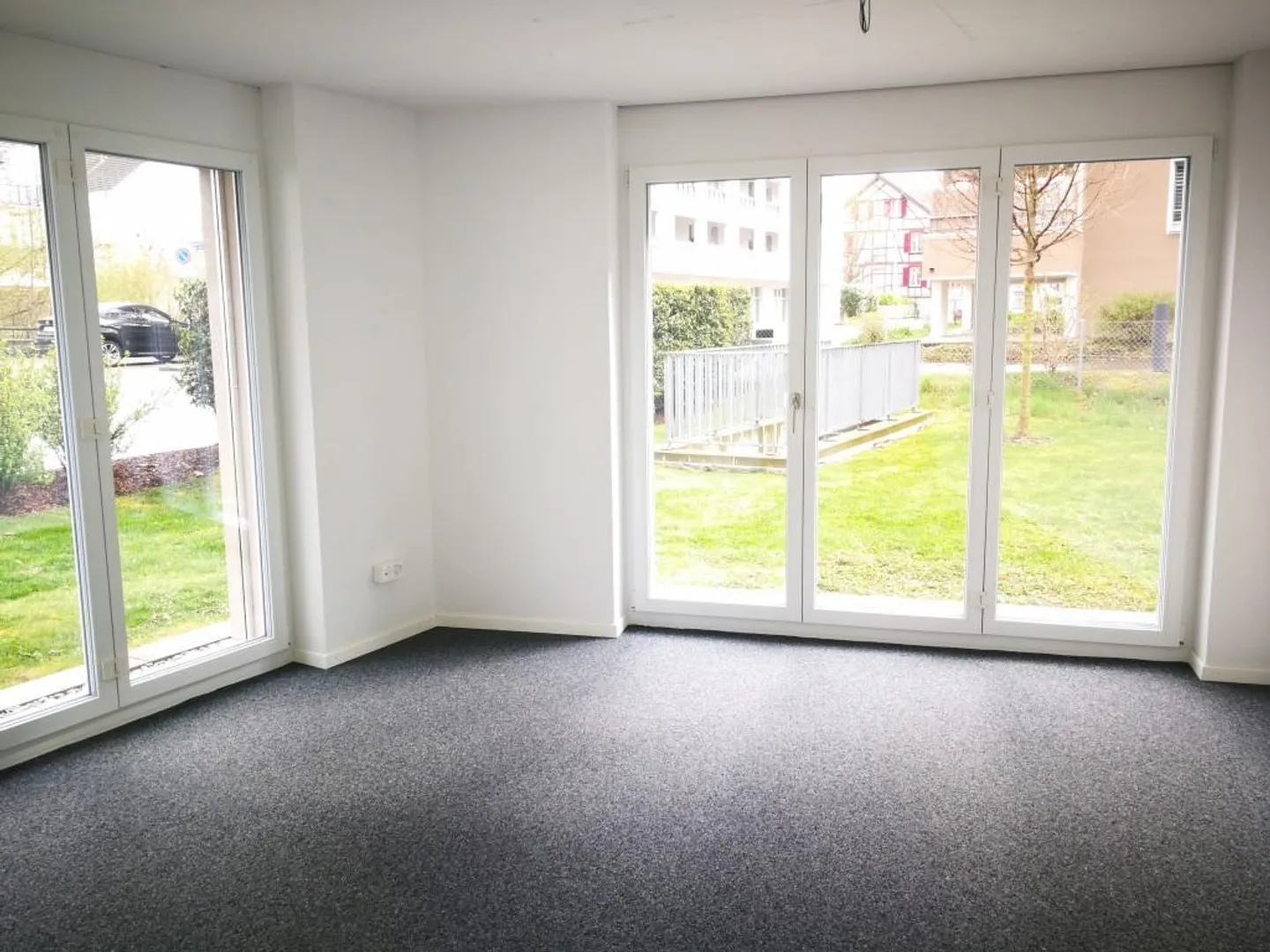 Ufficio in posizione centrale vicino alla stazione principale di Kreuzlingen - Foto 2 di 9