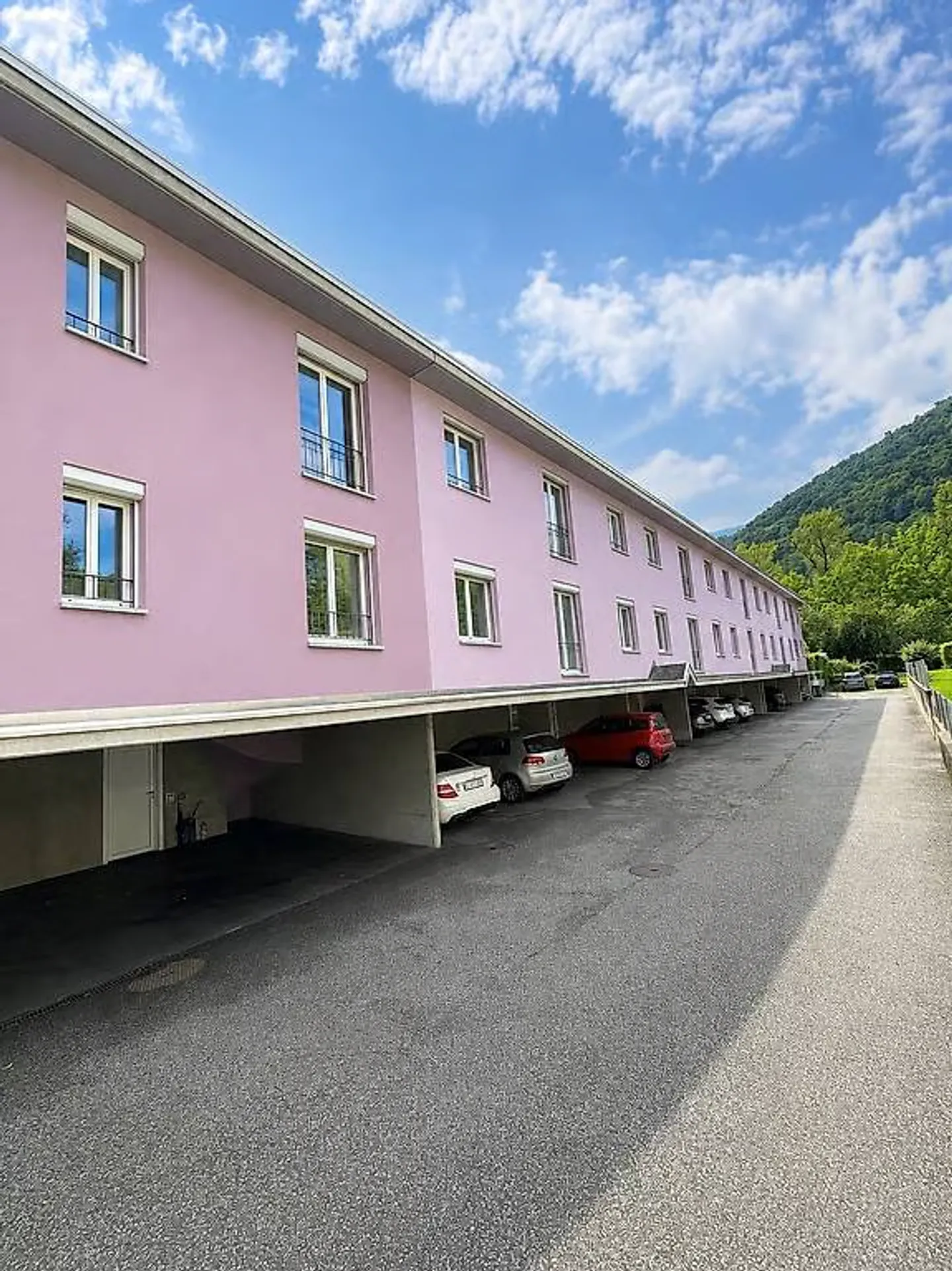 Elegant duplex with large terrace in the heart of Bellinzona - Photo 10 of 11
