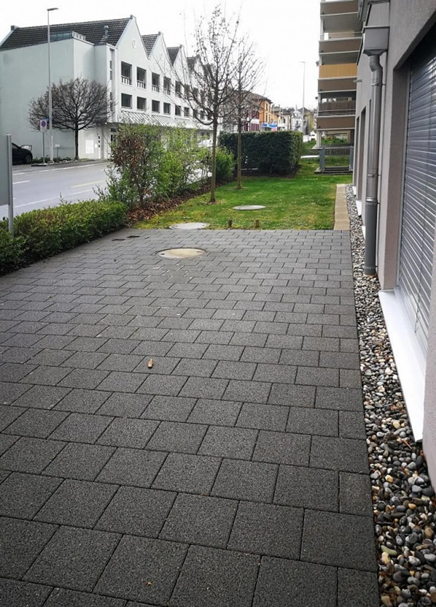 Ufficio in posizione centrale vicino alla stazione principale di Kreuzlingen - Foto 7 di 9