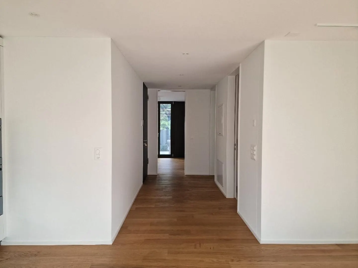 Modernes Apartment beim Neuweilerplatz - Foto 2 von 7