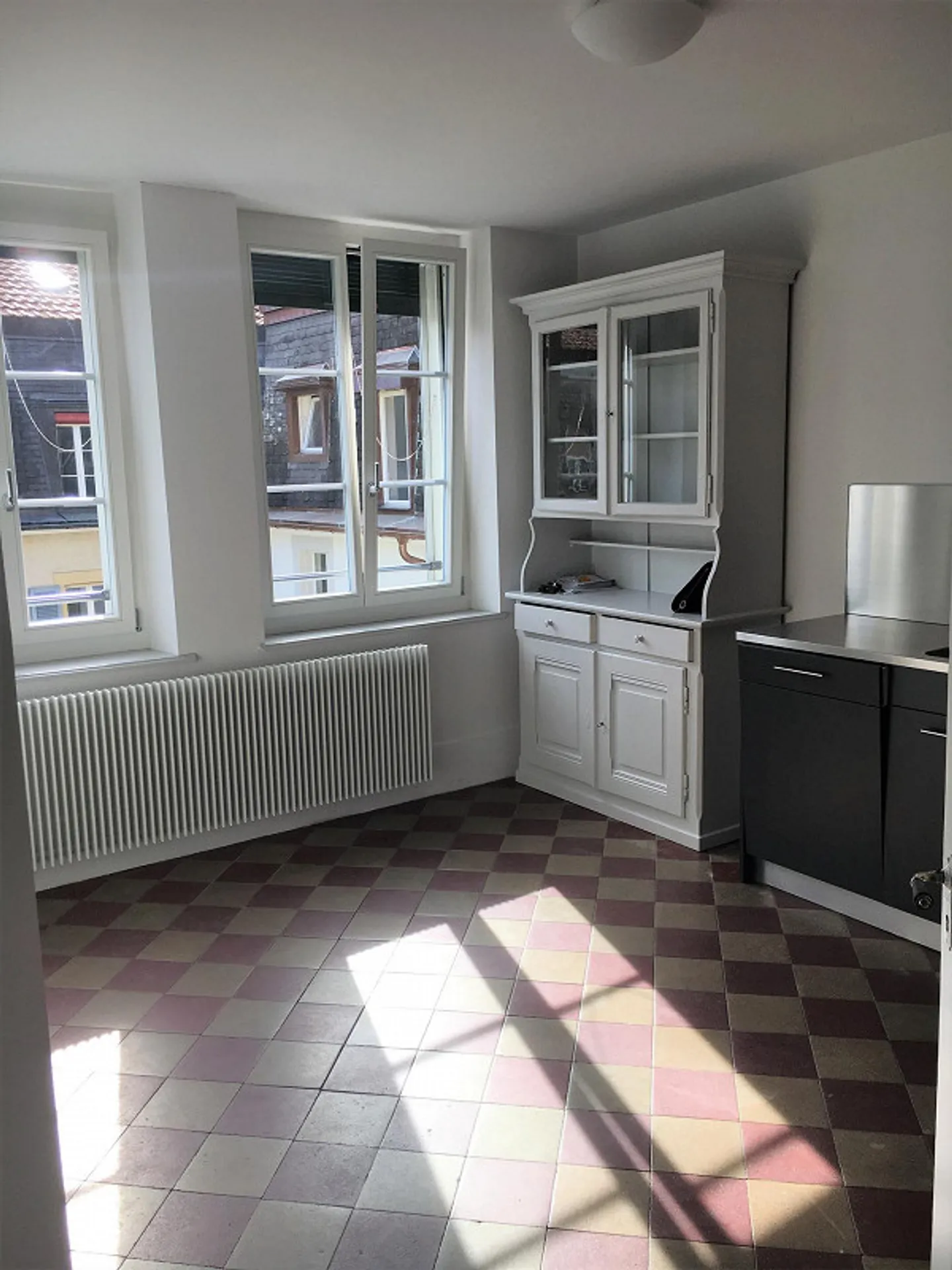 Stylish 2.5-room apartment in the Lorraine district - Photo 2 of 16