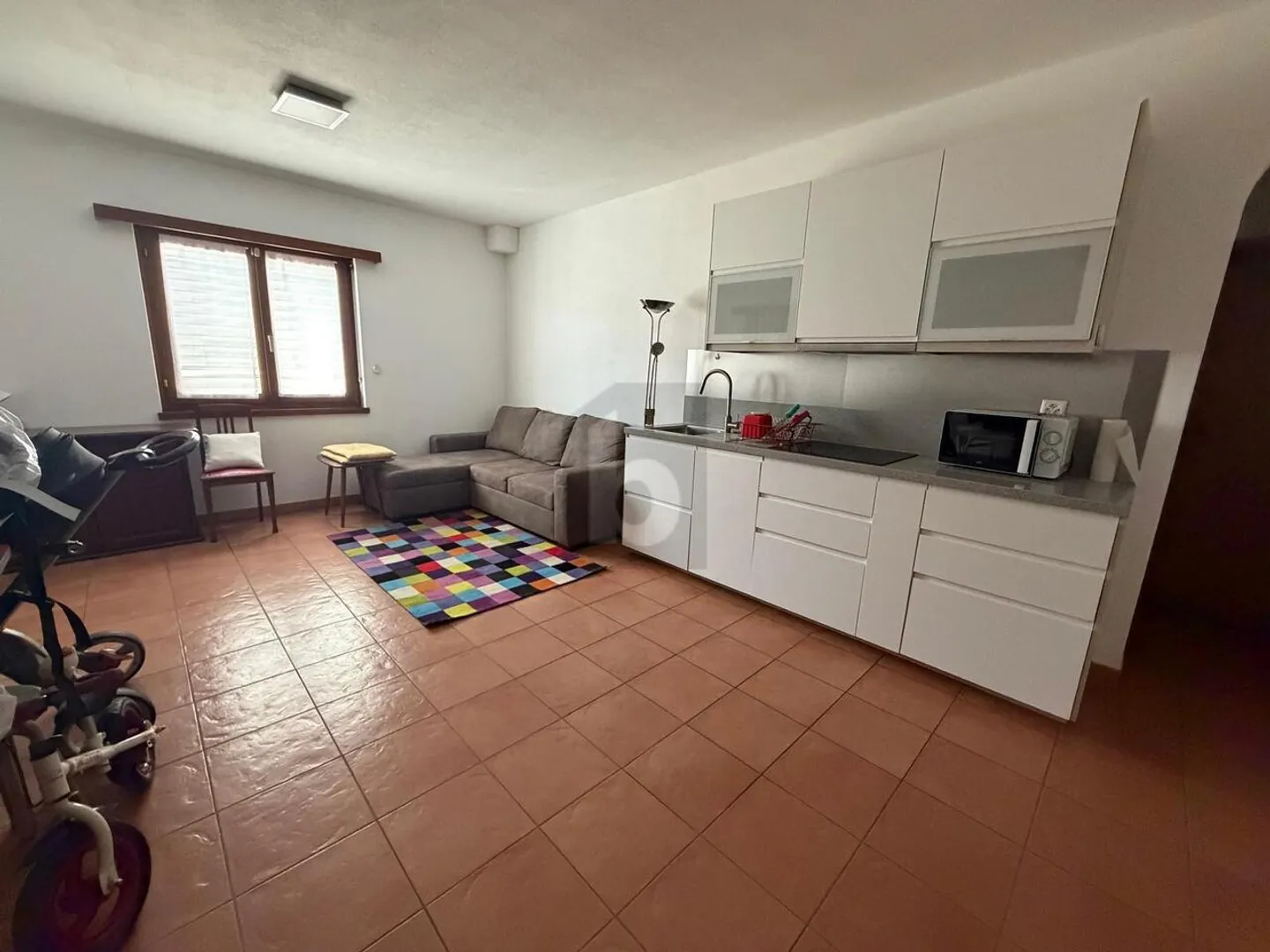 SINGLE-FAMILY HOUSE WITH BUILDABLE LAND - Photo 4 of 6