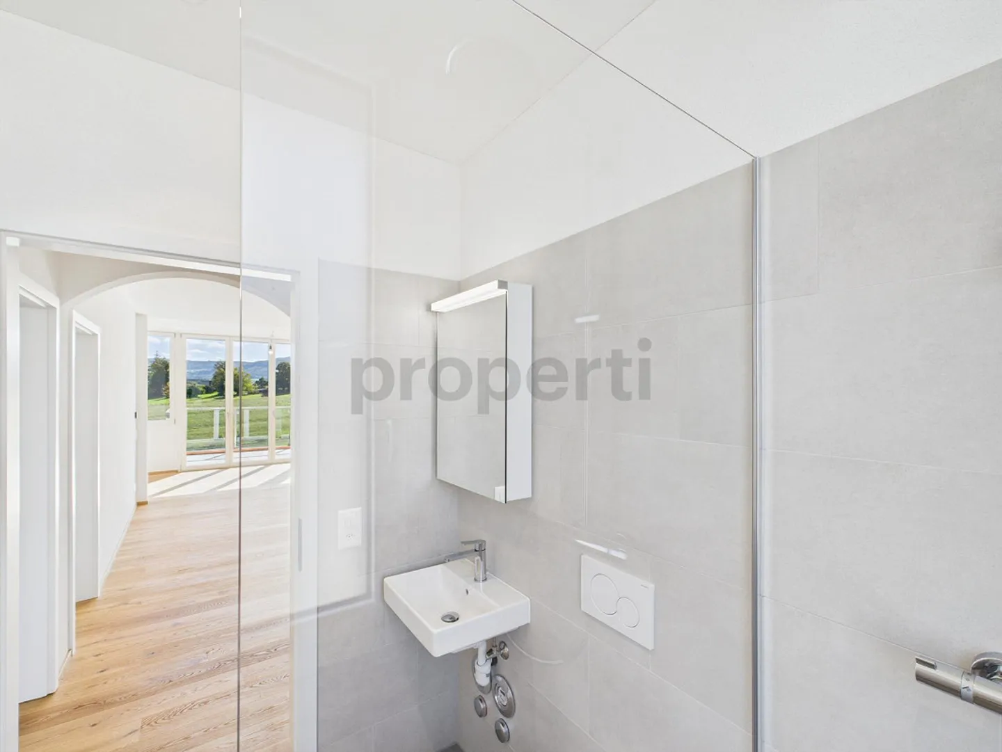 Exclusive 3.5-room apartment in Oberwil - Photo 9 of 15