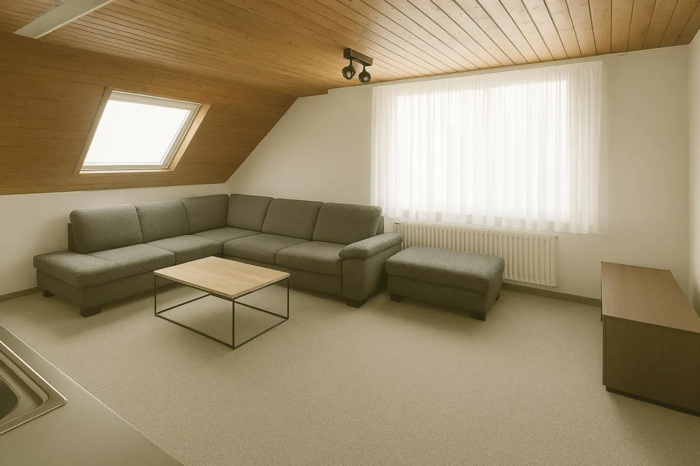 Central 3-room apartment - Photo 3 of 7