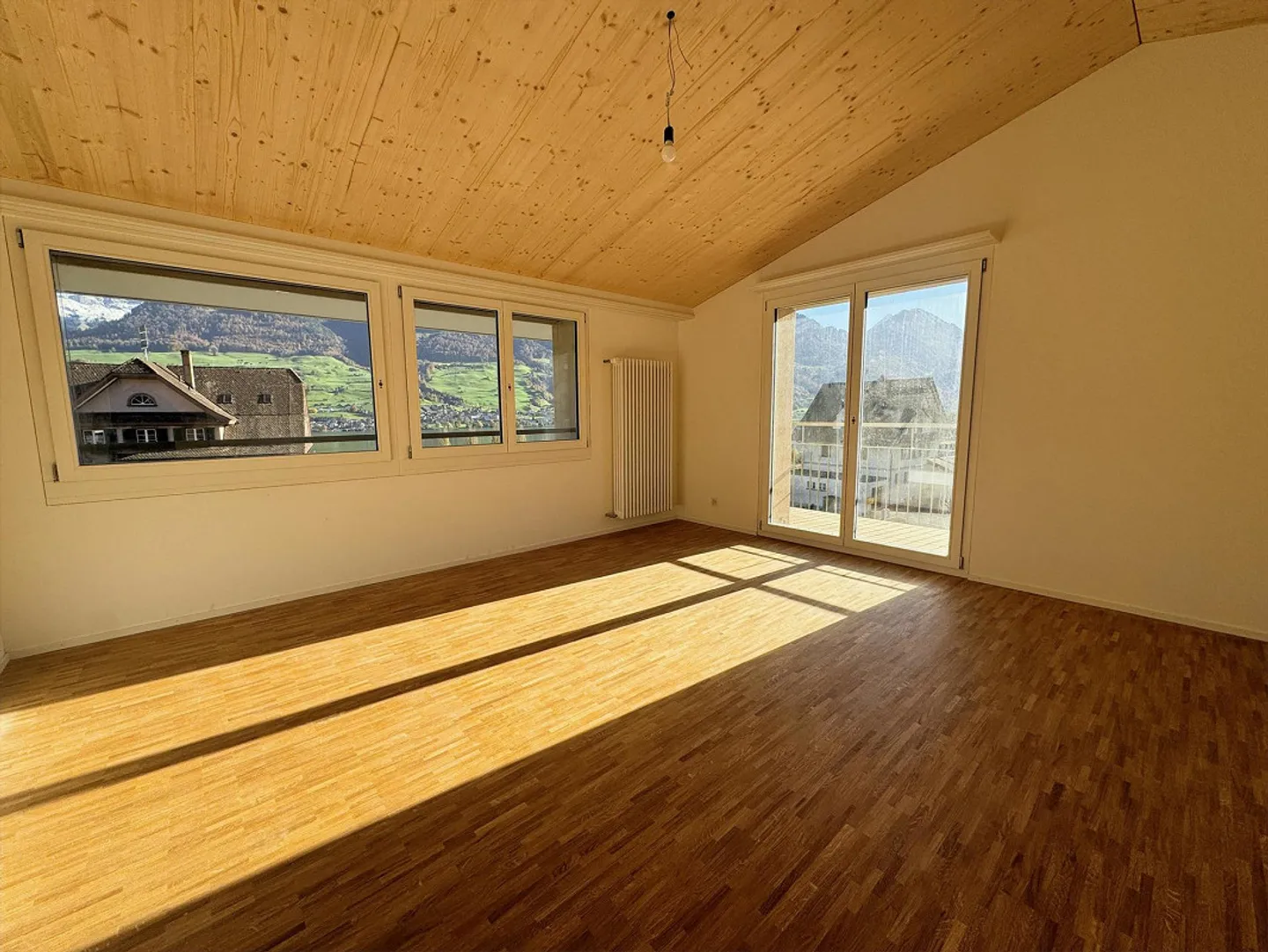 Old Post Wilen - exclusive penthouse apartment with lake view - Photo 1 of 17