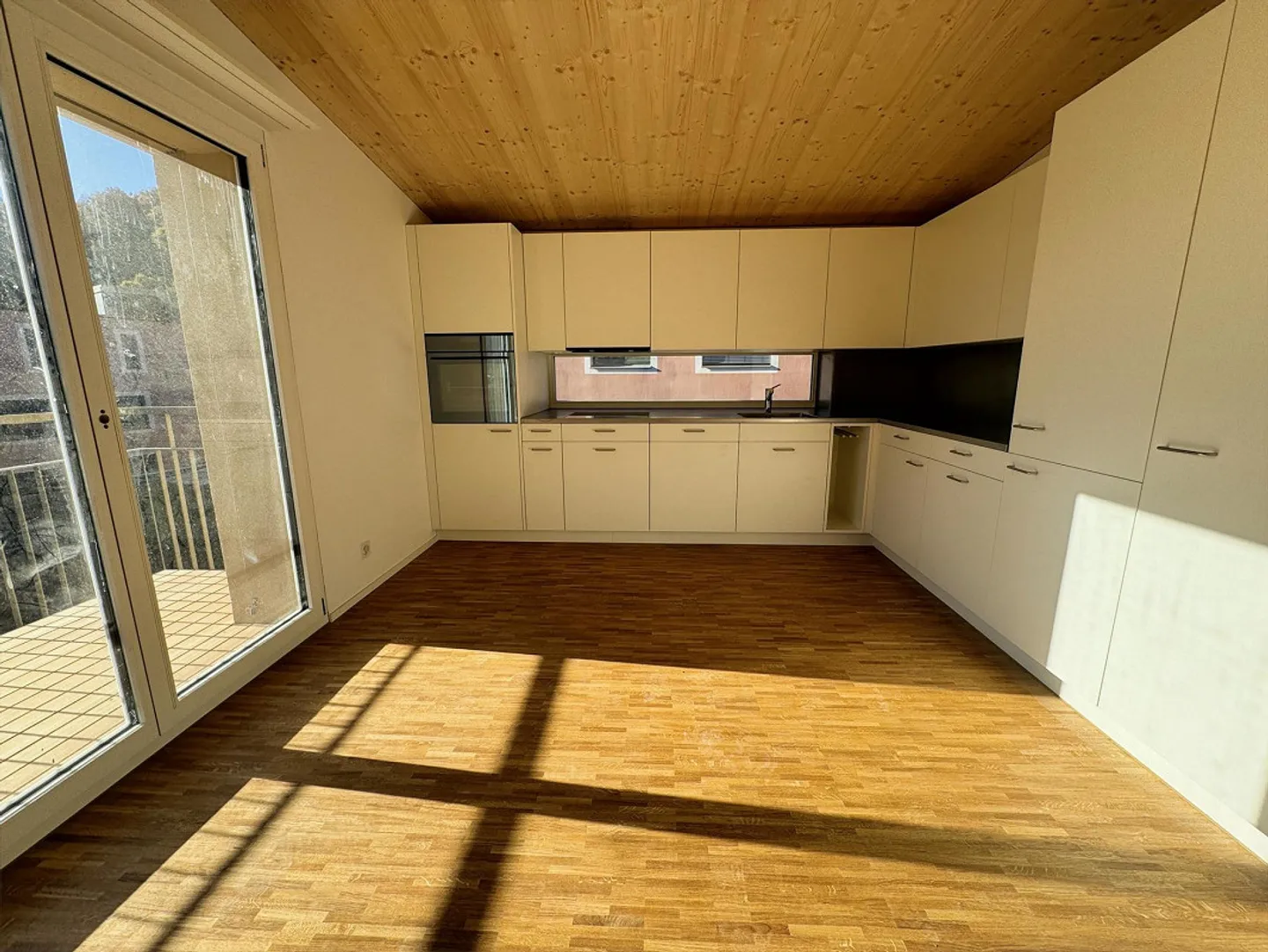 Old Post Wilen - exclusive penthouse apartment with lake view - Photo 2 of 17