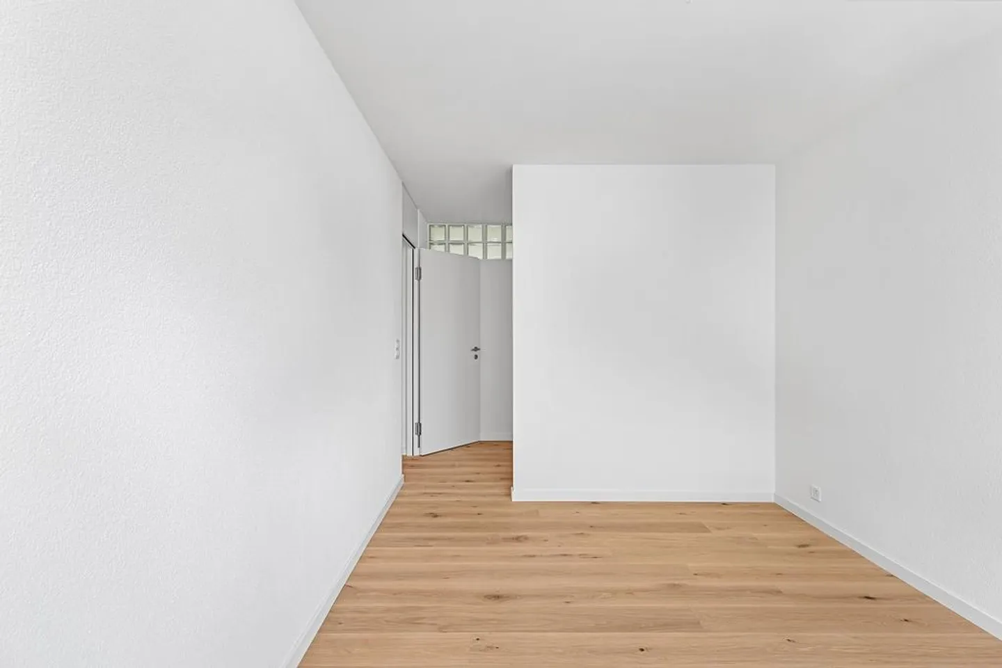 Bright and spacious 4.5-room apartment in 8700 Küsnacht - Photo 7 of 12