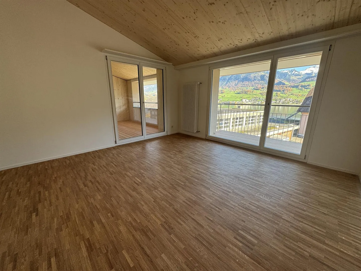 Old Post Wilen - exclusive penthouse apartment with lake view - Photo 4 of 17