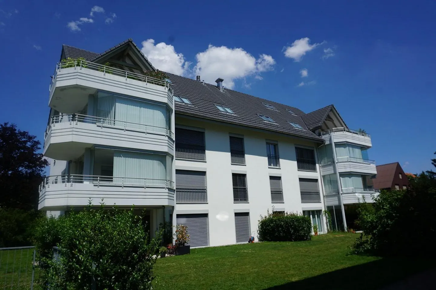 Appartement familial spacieux avec balcon partiellement vitré de 24m2 - Photo 13 sur 13