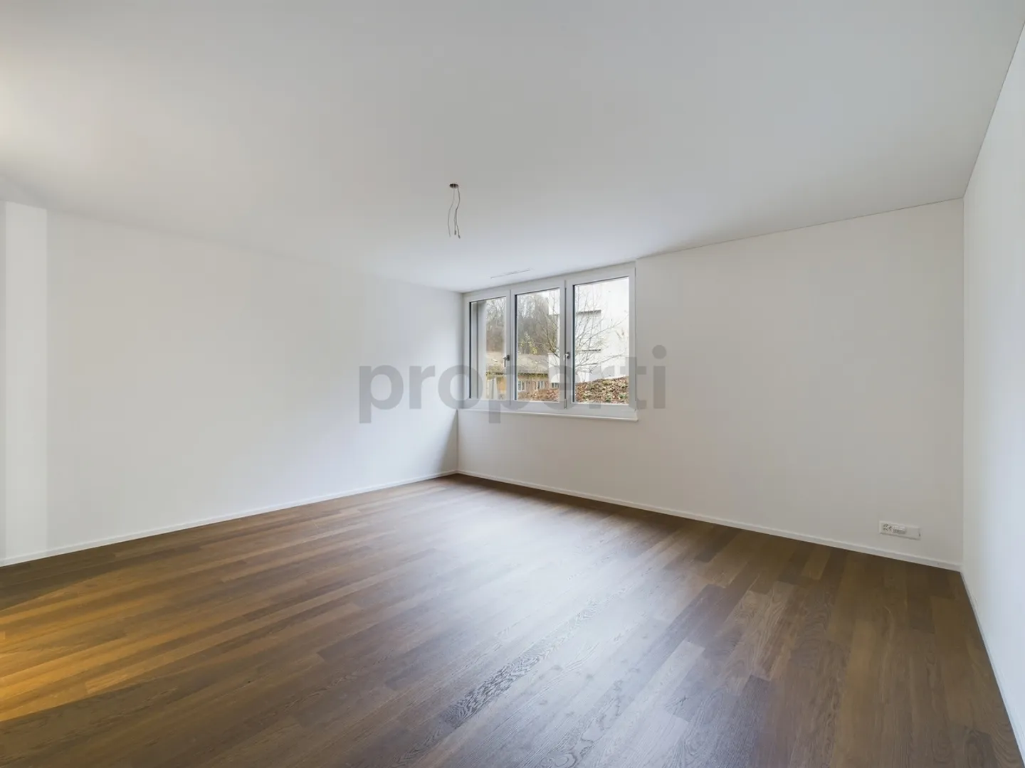 Moderne 2.5-Zimmer-Wohnung in Top-Lage mit Lift und hochwertiger Ausstattung in Zürich - Foto 11 von 12