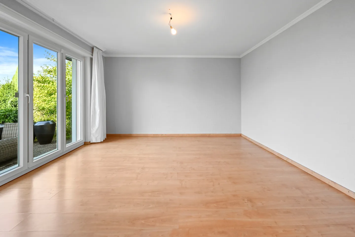 MONTREUX - VILLA WITH 2 APARTMENTS, BEAUTIFUL LAKE VIEW - Photo 13 of 13