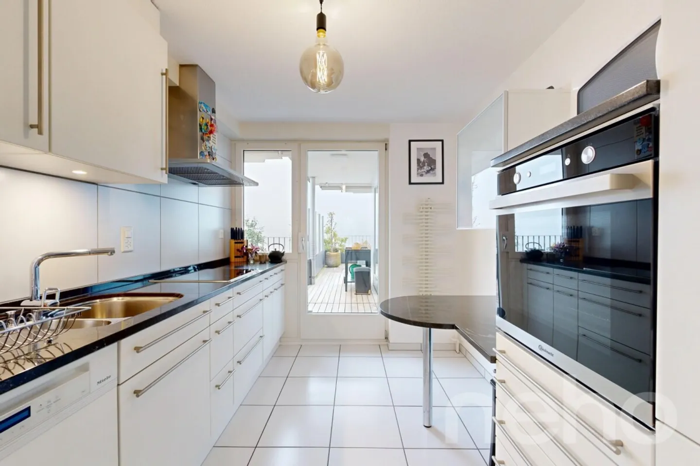 Geräumige Terrassenwohnung mit Alpensicht - Foto 7 von 12