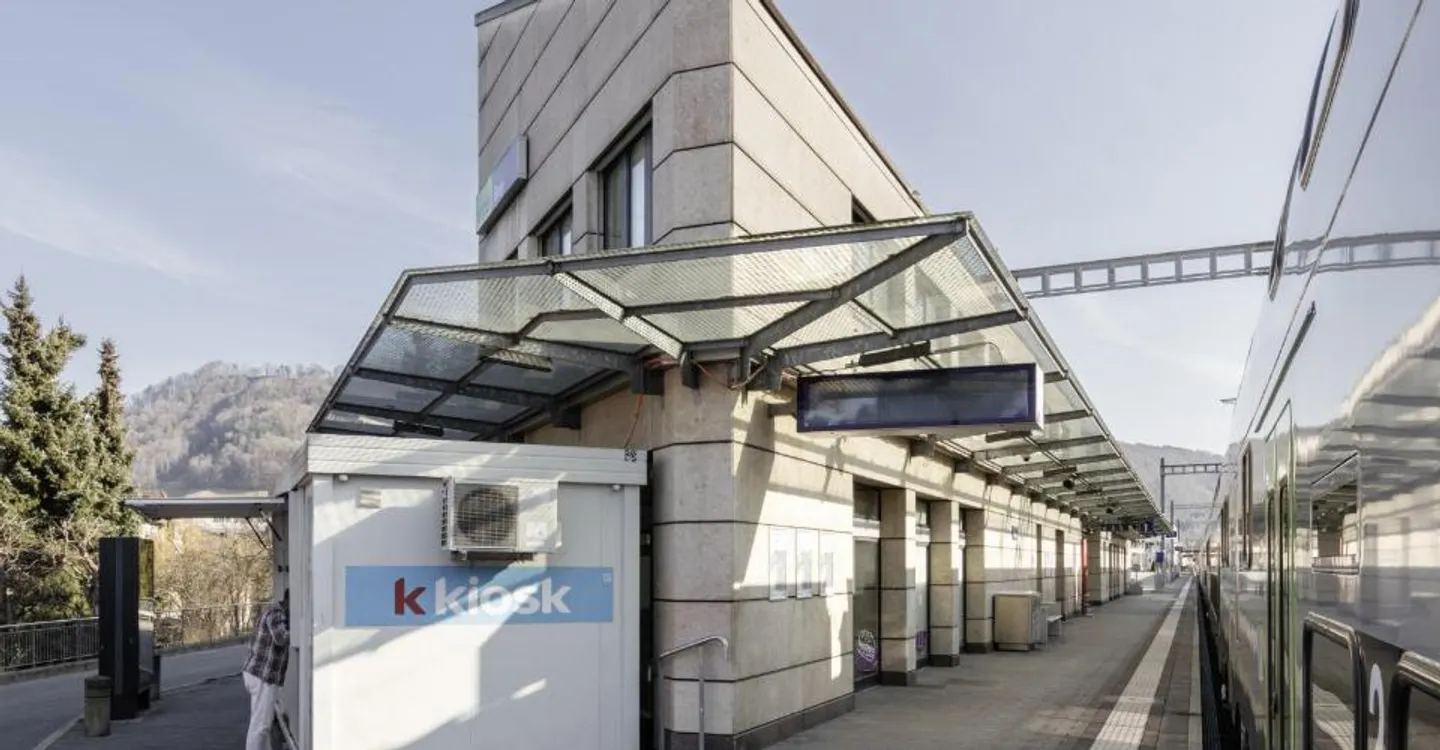 Emplacement de choix : Espaces de bureau attrayants directement à la gare de Belp - Photo 2 sur 8