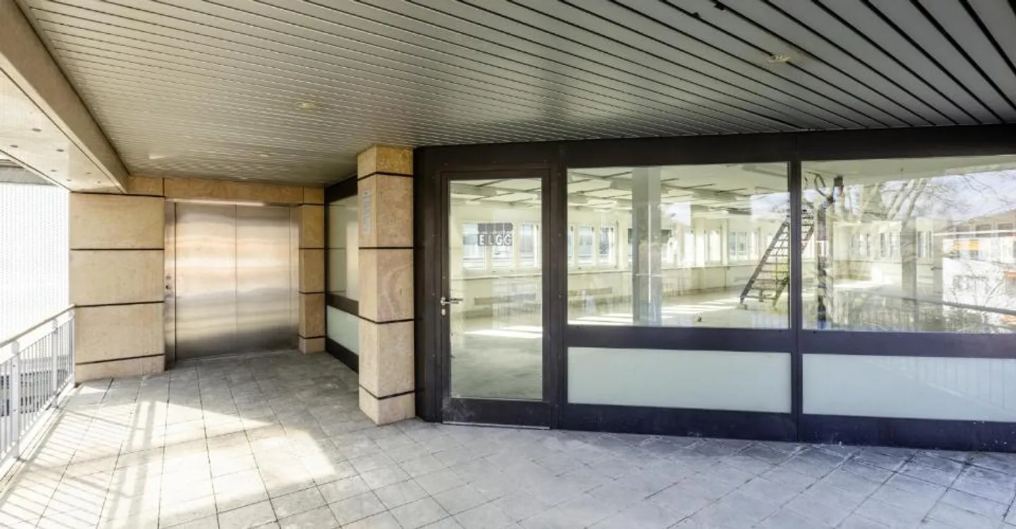 Emplacement de choix : Espaces de bureau attrayants directement à la gare de Belp - Photo 4 sur 8