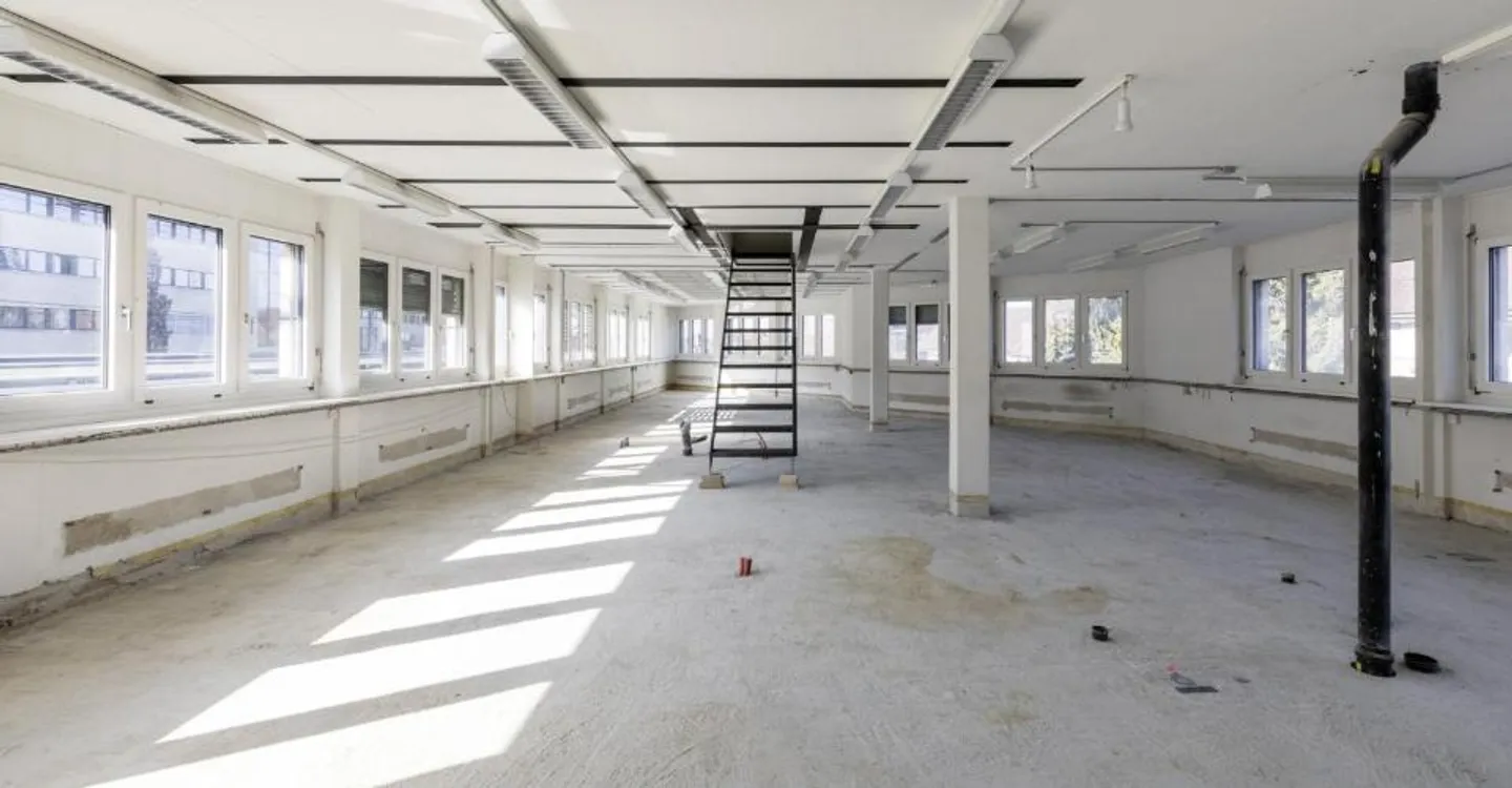 Emplacement de choix : Espaces de bureau attrayants directement à la gare de Belp - Photo 6 sur 8